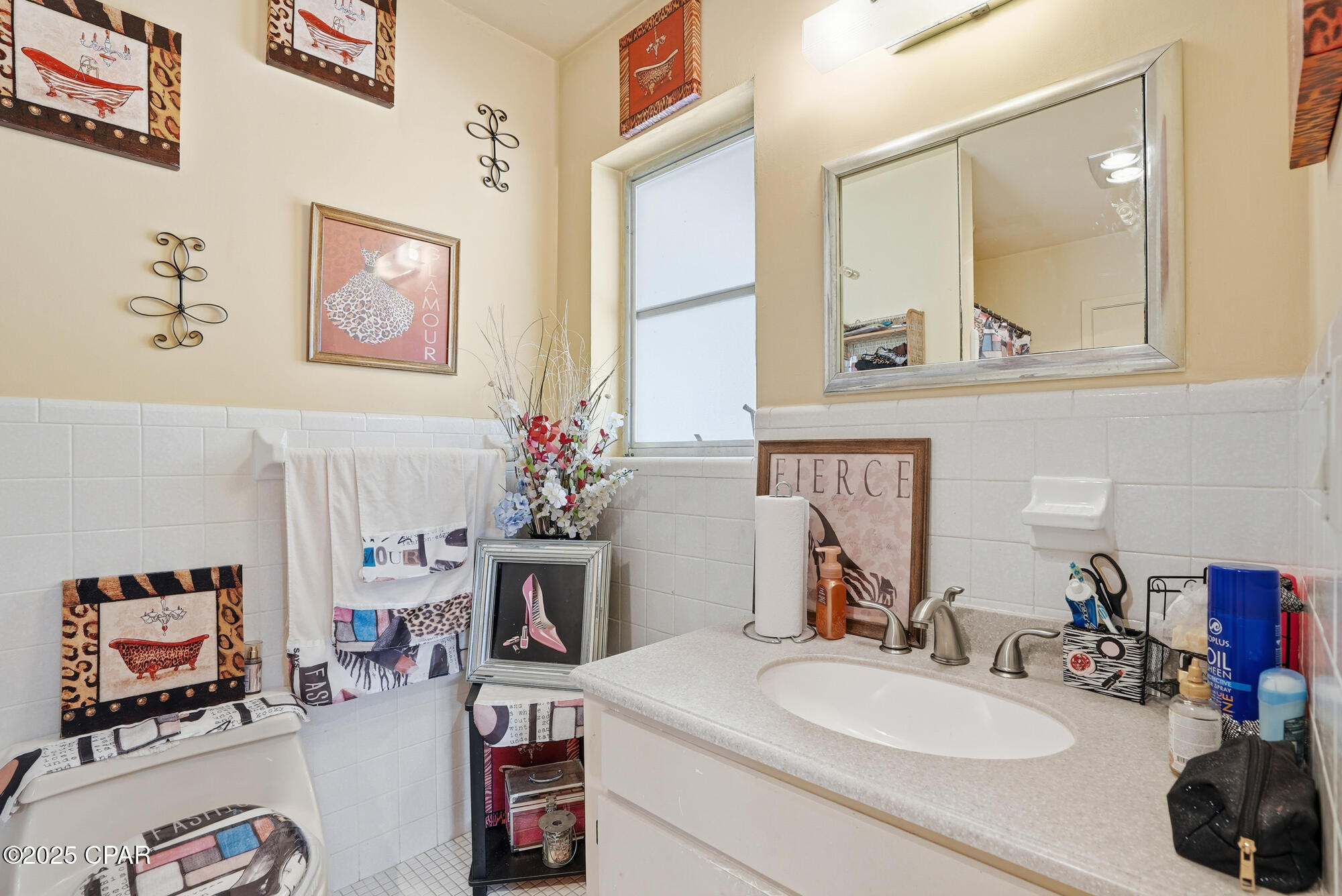 Sunny Hills Unit 4 - Residential