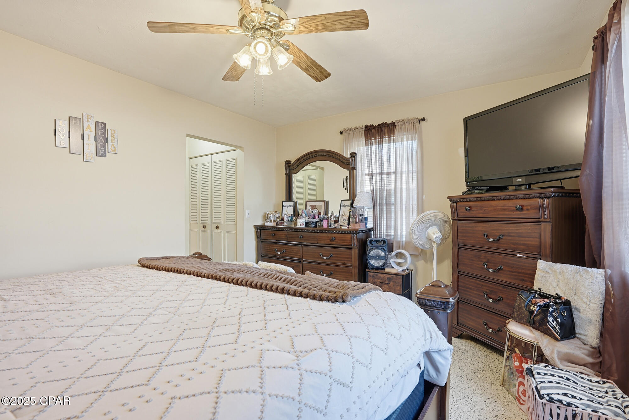 Sunny Hills Unit 4 - Residential