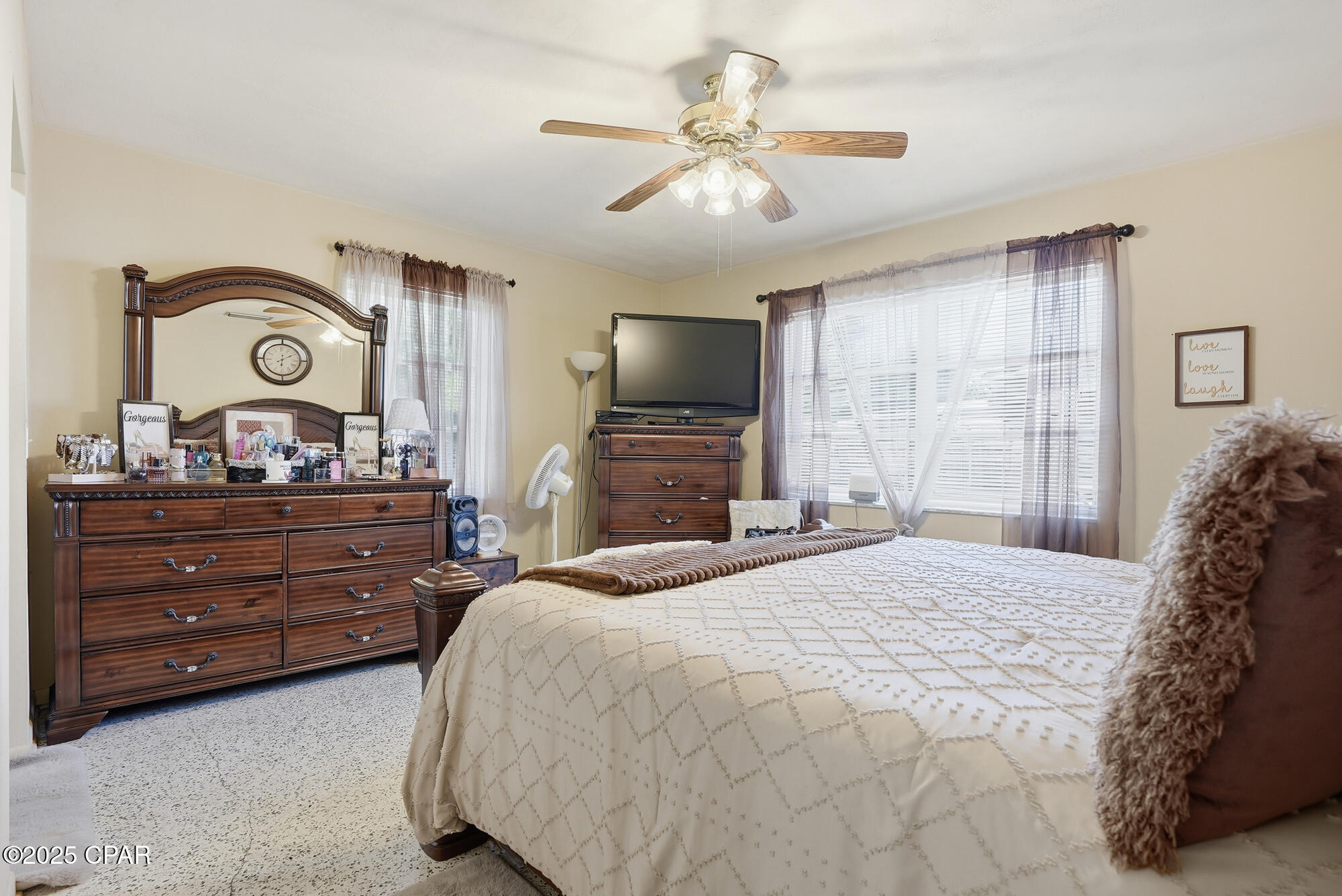 Sunny Hills Unit 4 - Residential