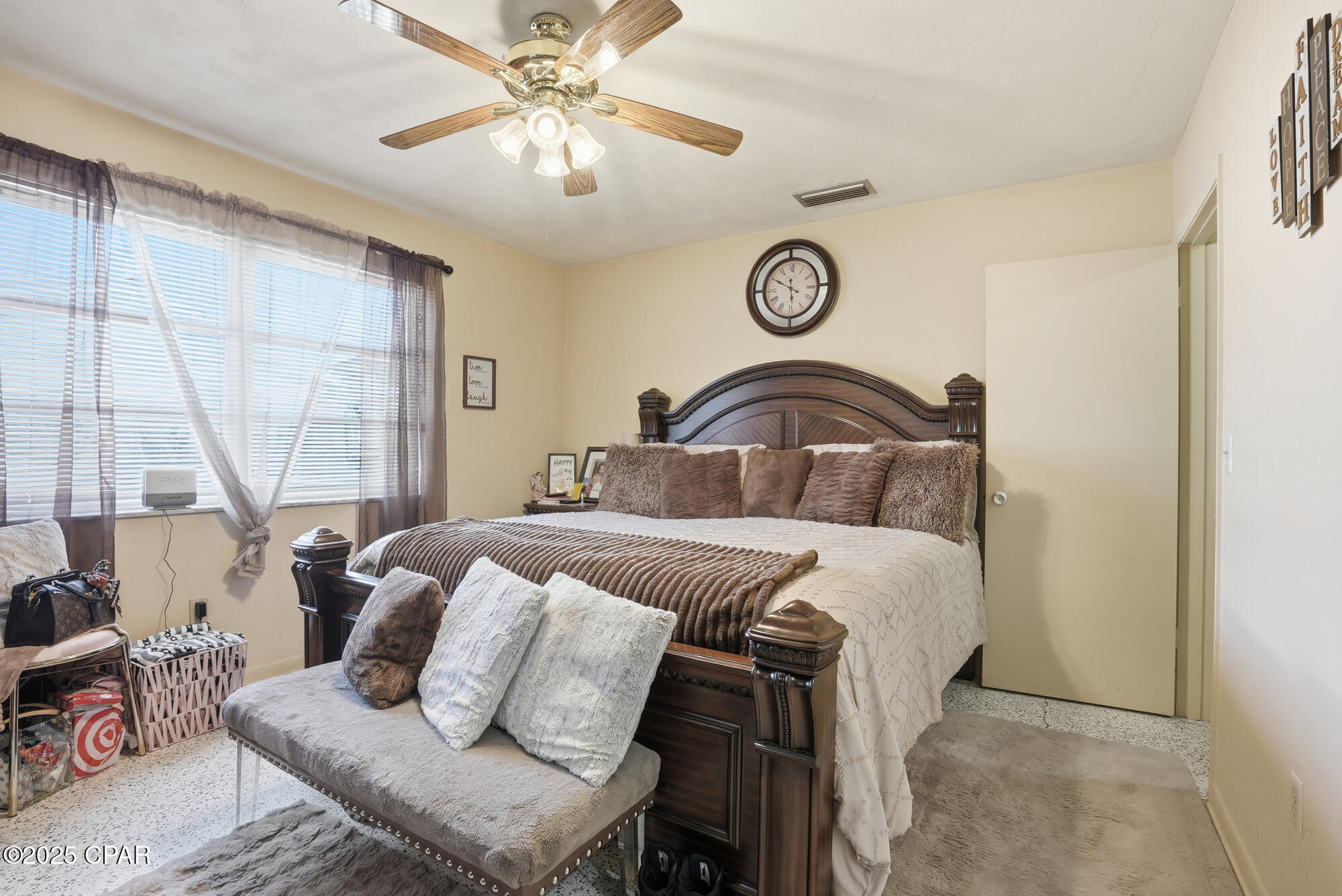 Sunny Hills Unit 4 - Residential