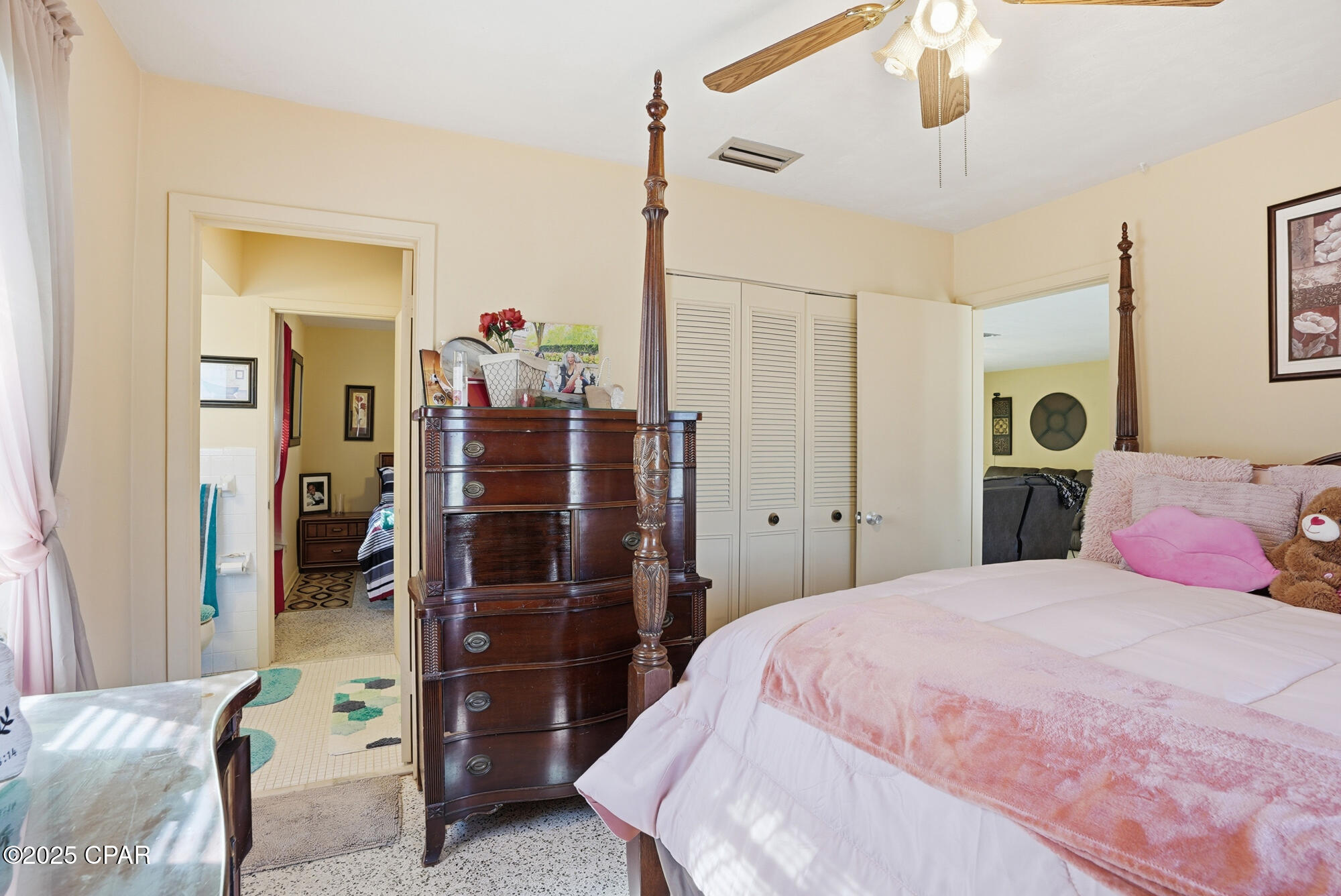 Sunny Hills Unit 4 - Residential