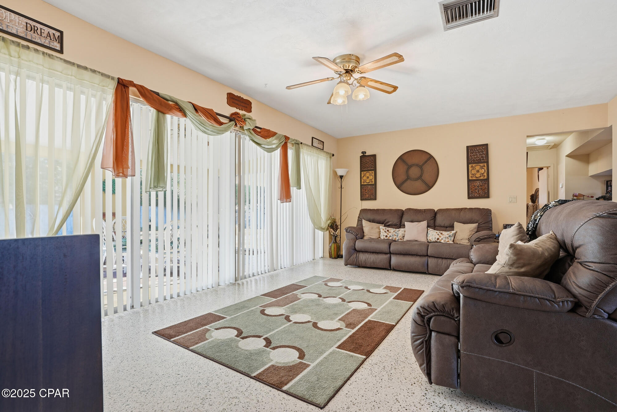 Sunny Hills Unit 4 - Residential