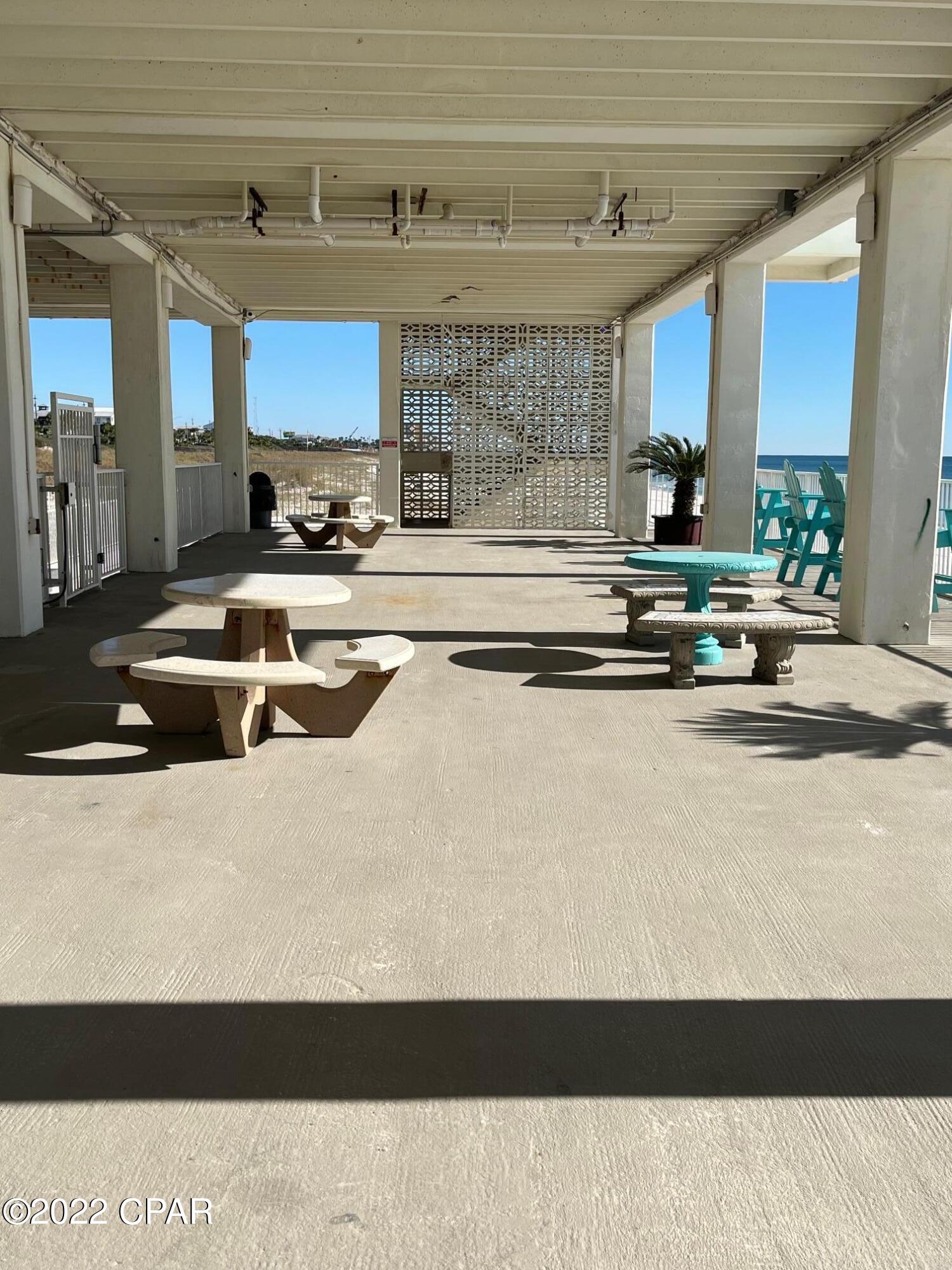 Fontainebleau Terrace - Residential