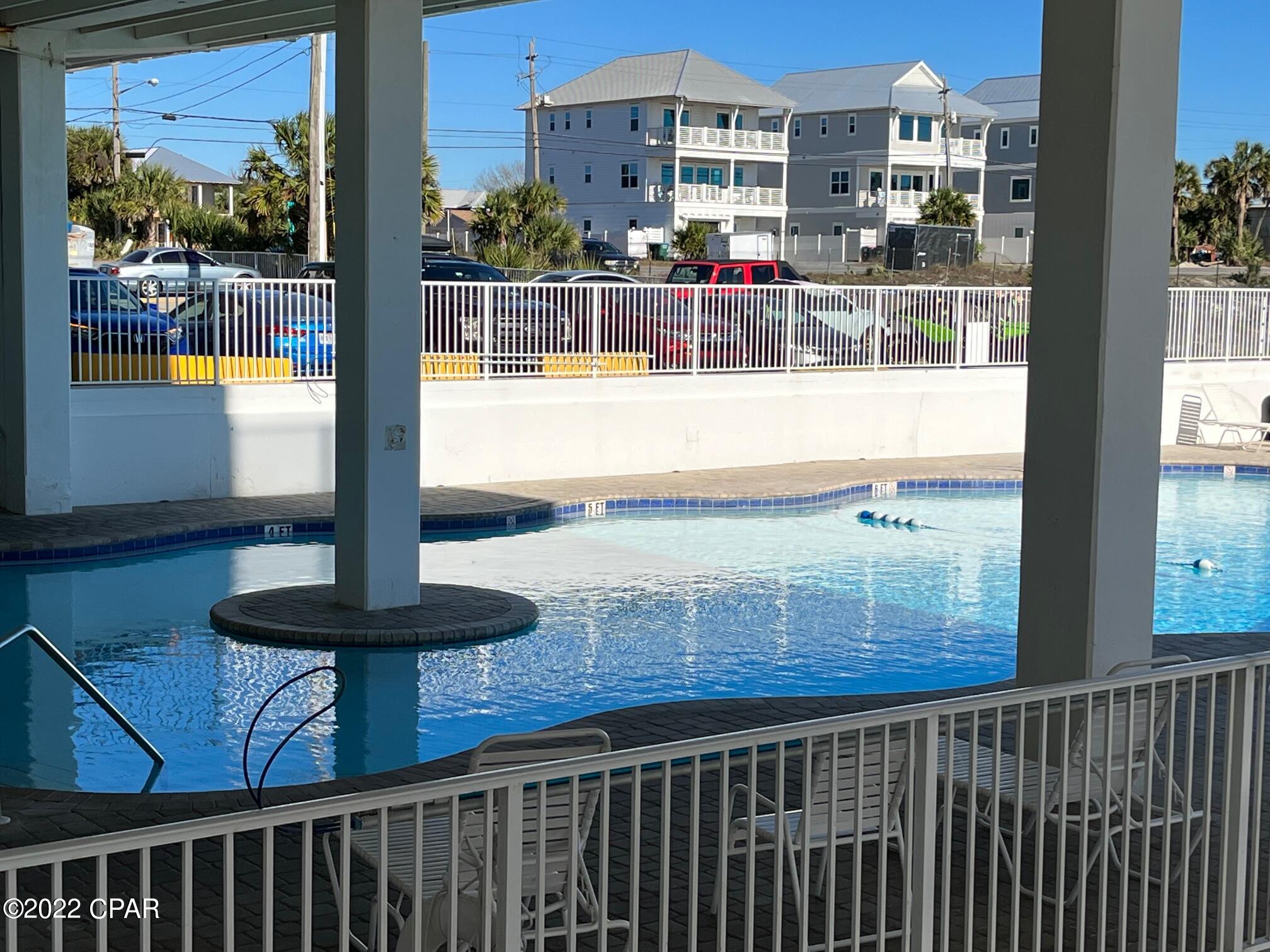 Fontainebleau Terrace - Residential