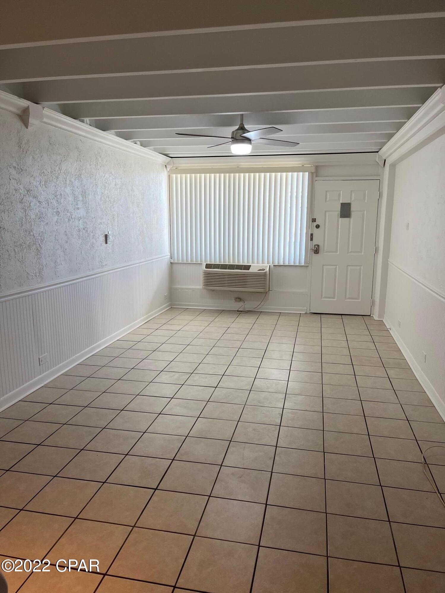 Fontainebleau Terrace - Residential