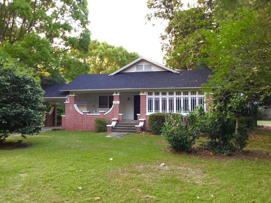 Charming  3 bedroom 2 bath Craftsman home located on  2.764 acres in the city limits of Chipley.  Updated kitchen, hardwood floors, sun room, newer roof, basement, storage building.

Income producing property is zoned multifamily and has two apartments. Long term tenant wishes to remain. 

Additional income potential as this was set up as a fishing bait business.