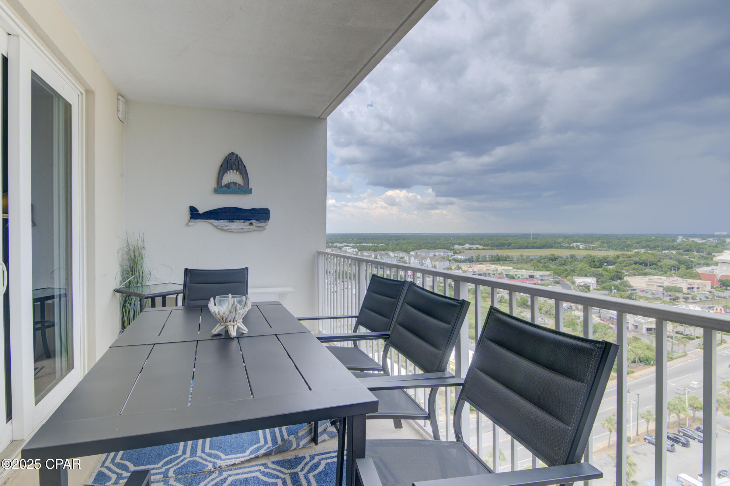 Laketown Wharf - Residential