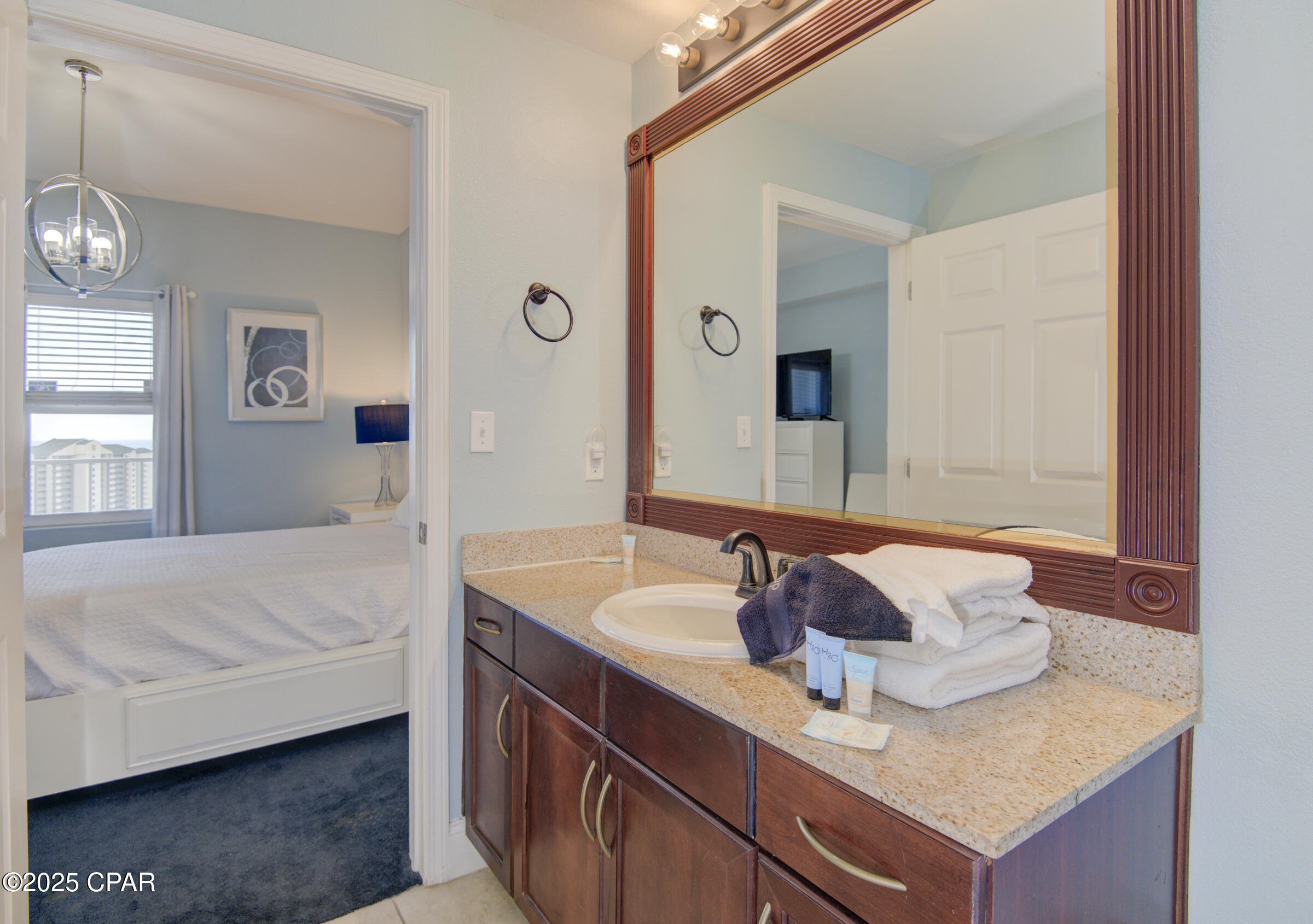 Laketown Wharf - Residential