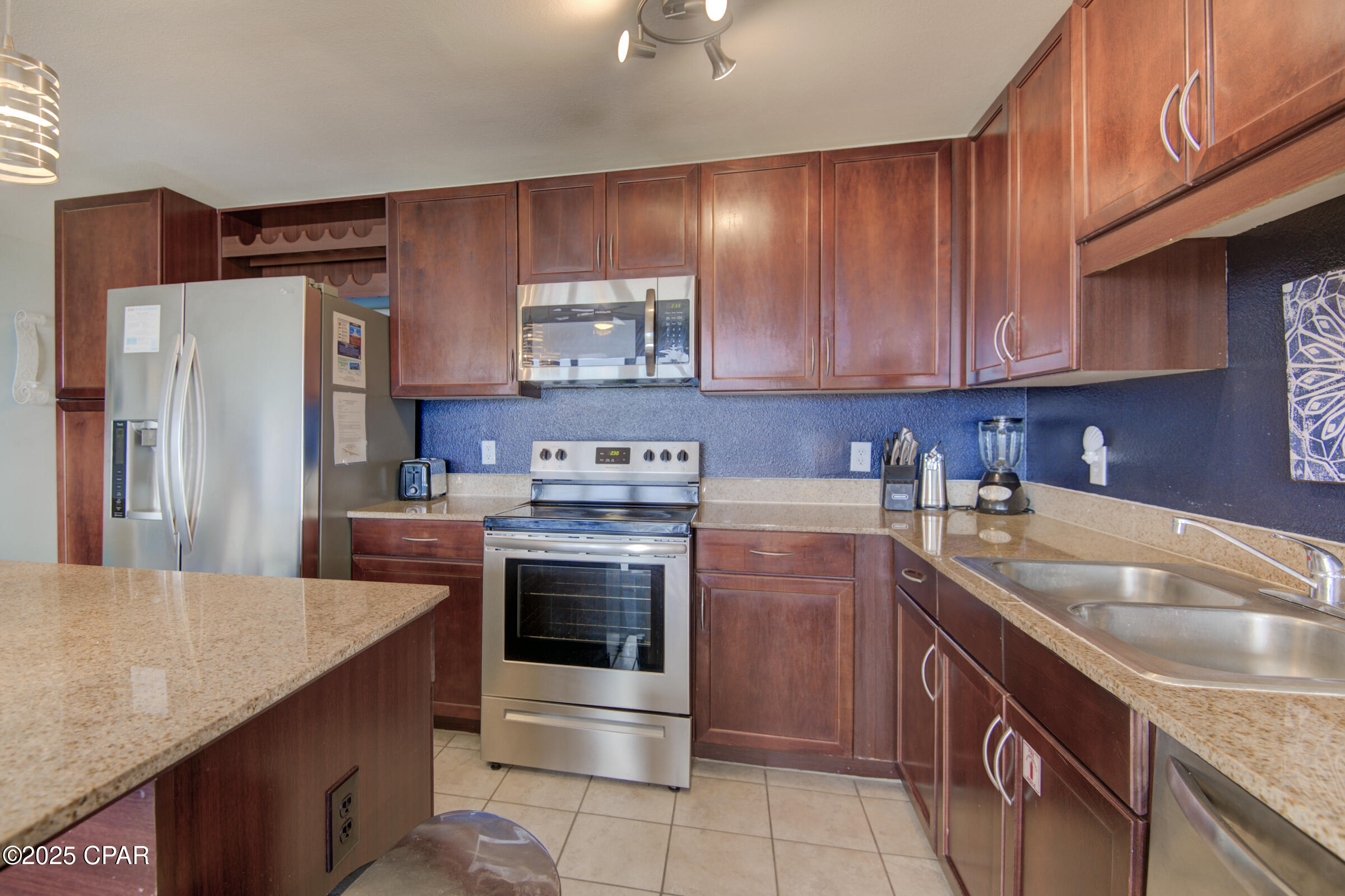 Laketown Wharf - Residential