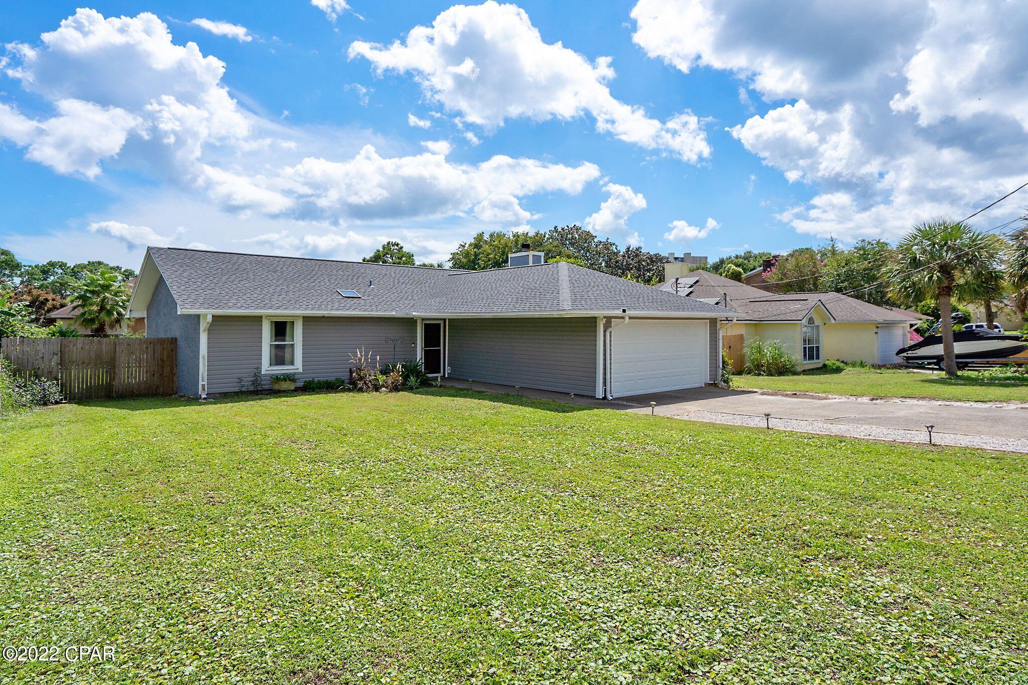 Diamond Head-Lakeside - Residential