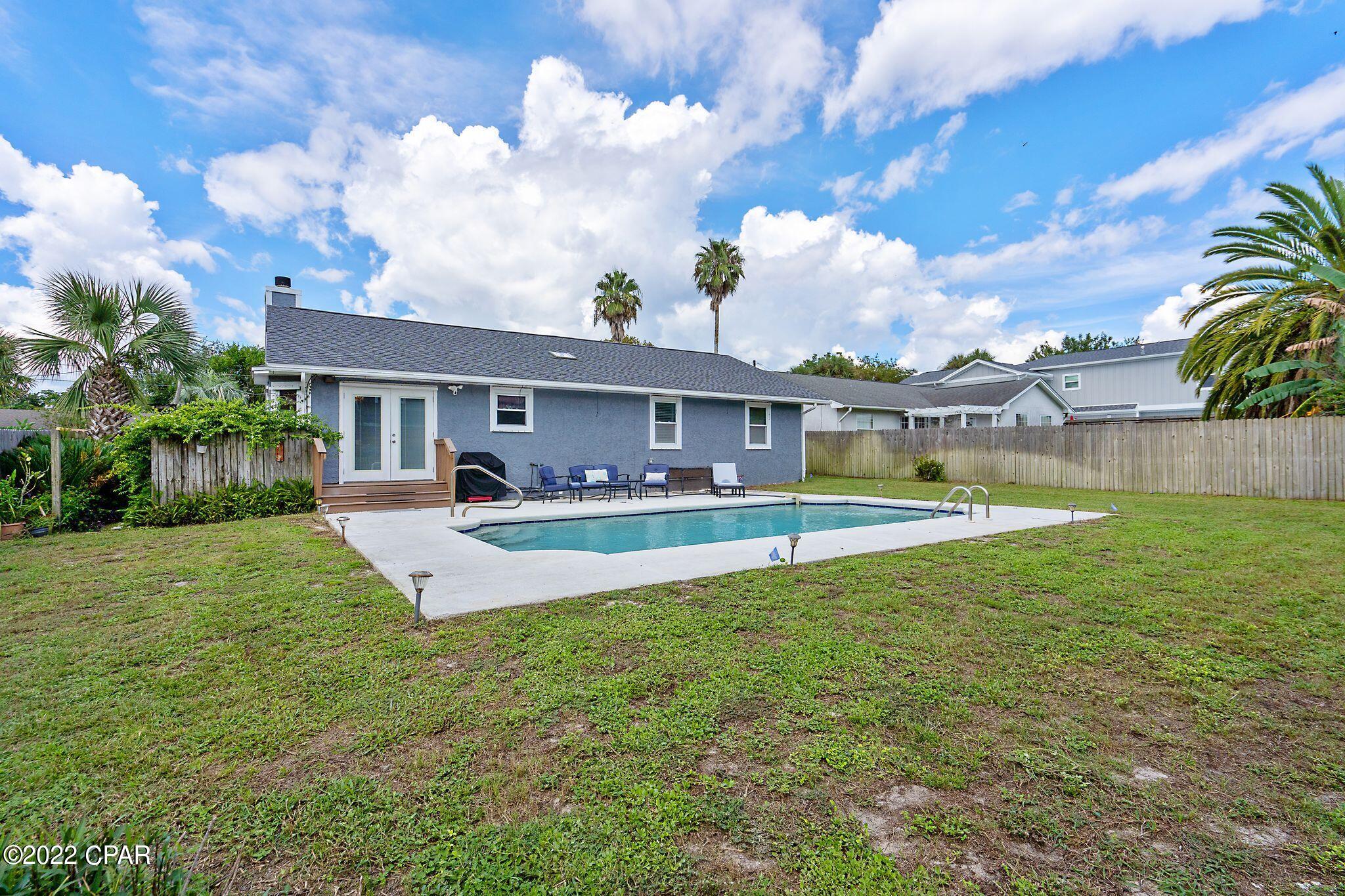 Diamond Head-Lakeside - Residential