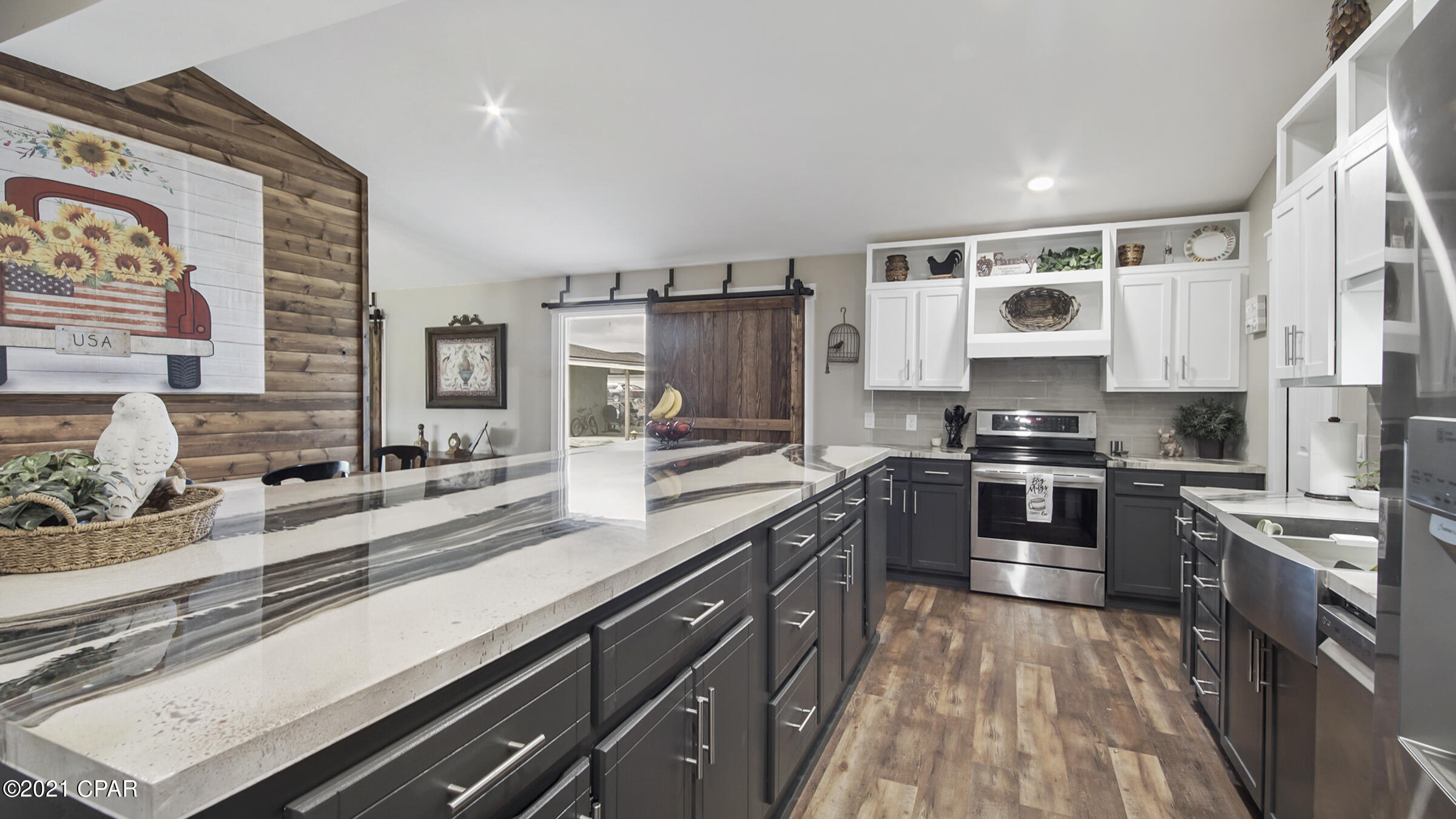 [No Recorded Subdiv] - Residential