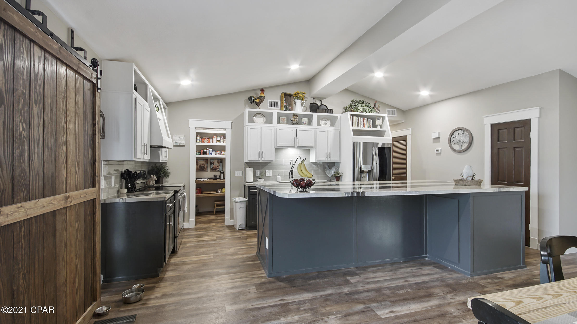 [No Recorded Subdiv] - Residential