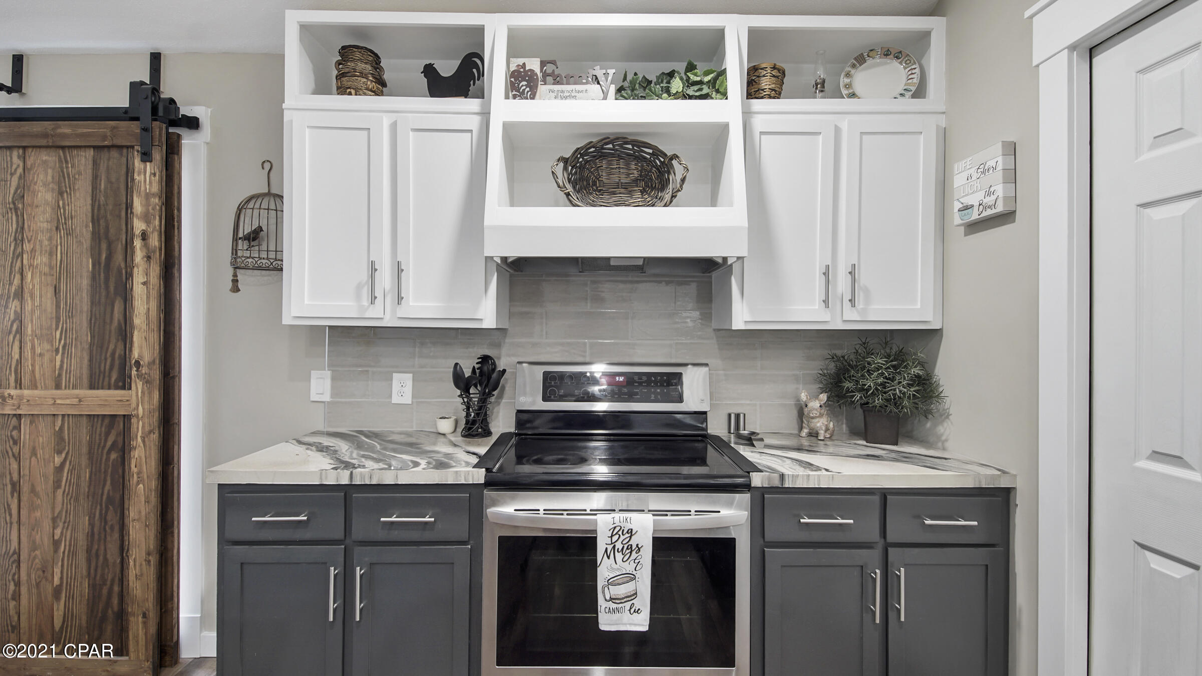 [No Recorded Subdiv] - Residential