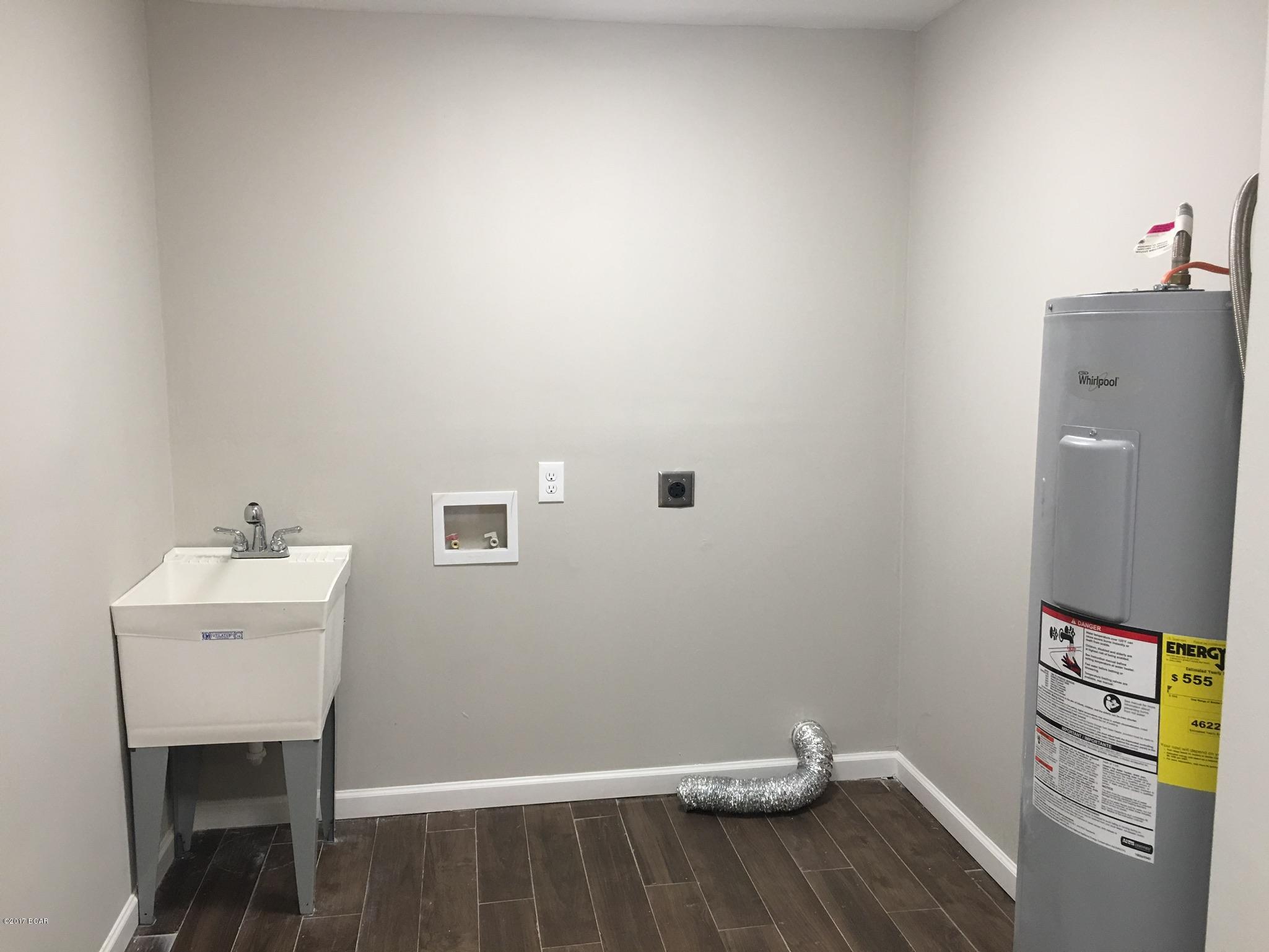 Bay Park Manor Replat - Residential