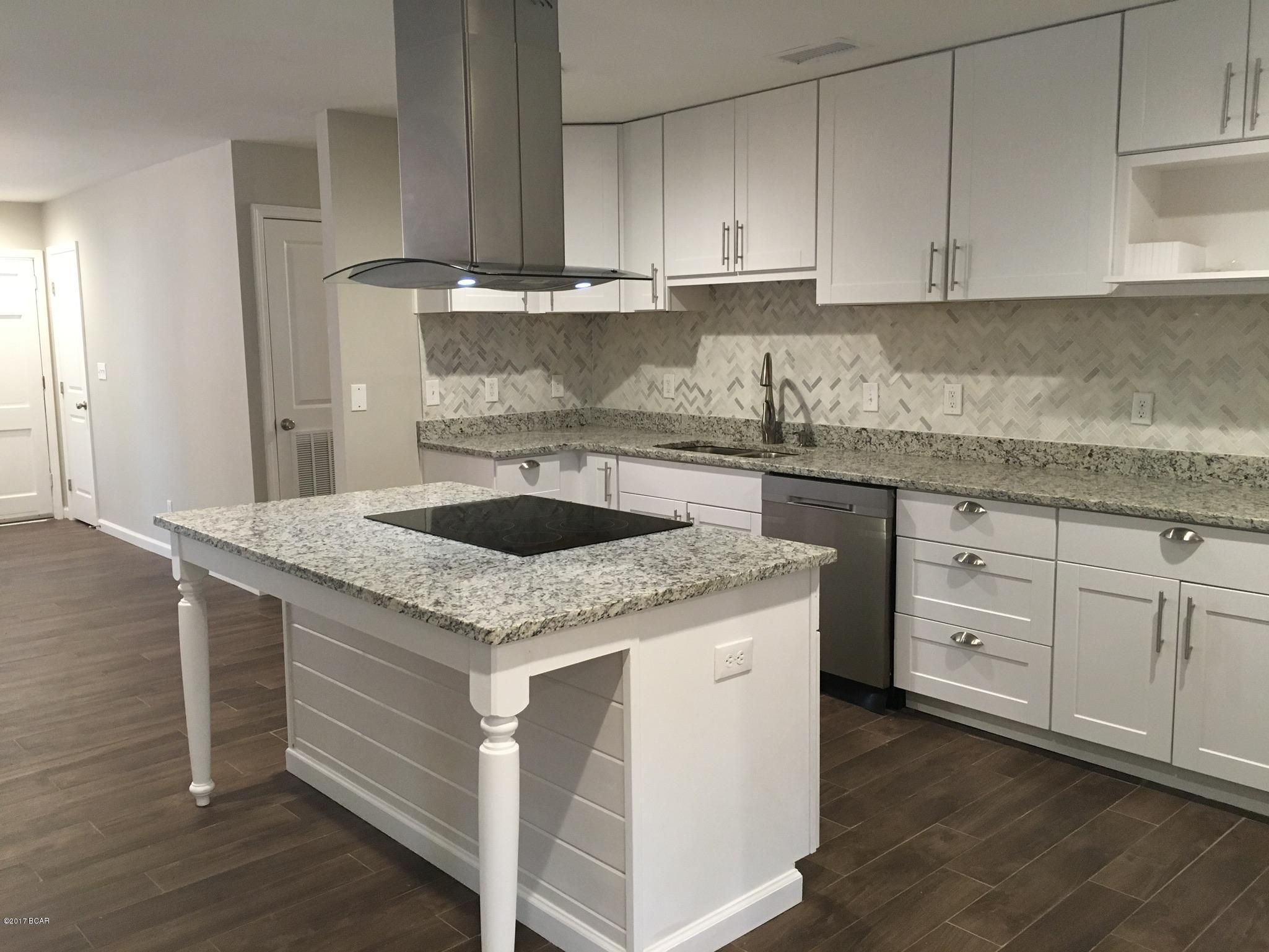 Bay Park Manor Replat - Residential