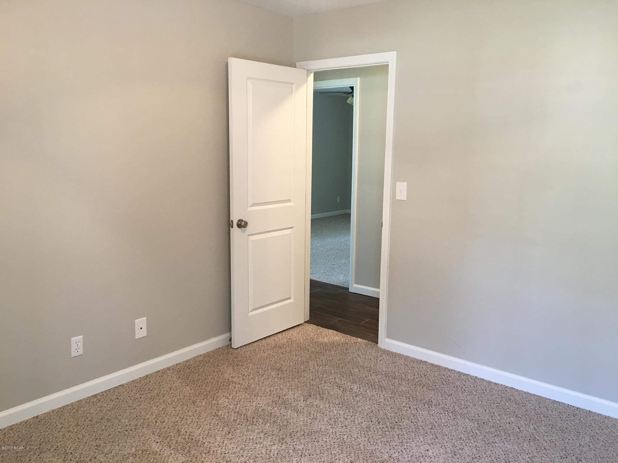 Bay Park Manor Replat - Residential