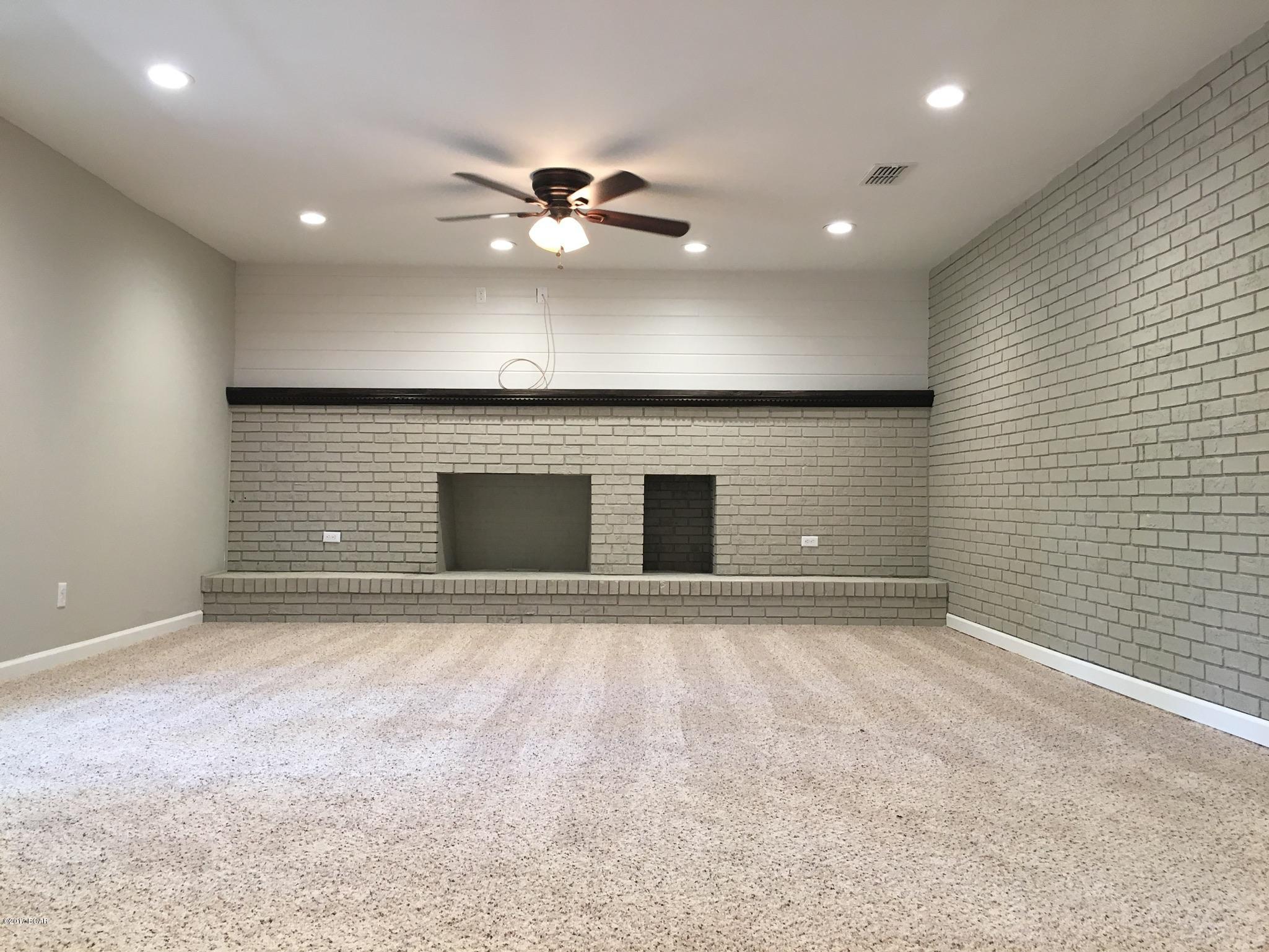 Bay Park Manor Replat - Residential