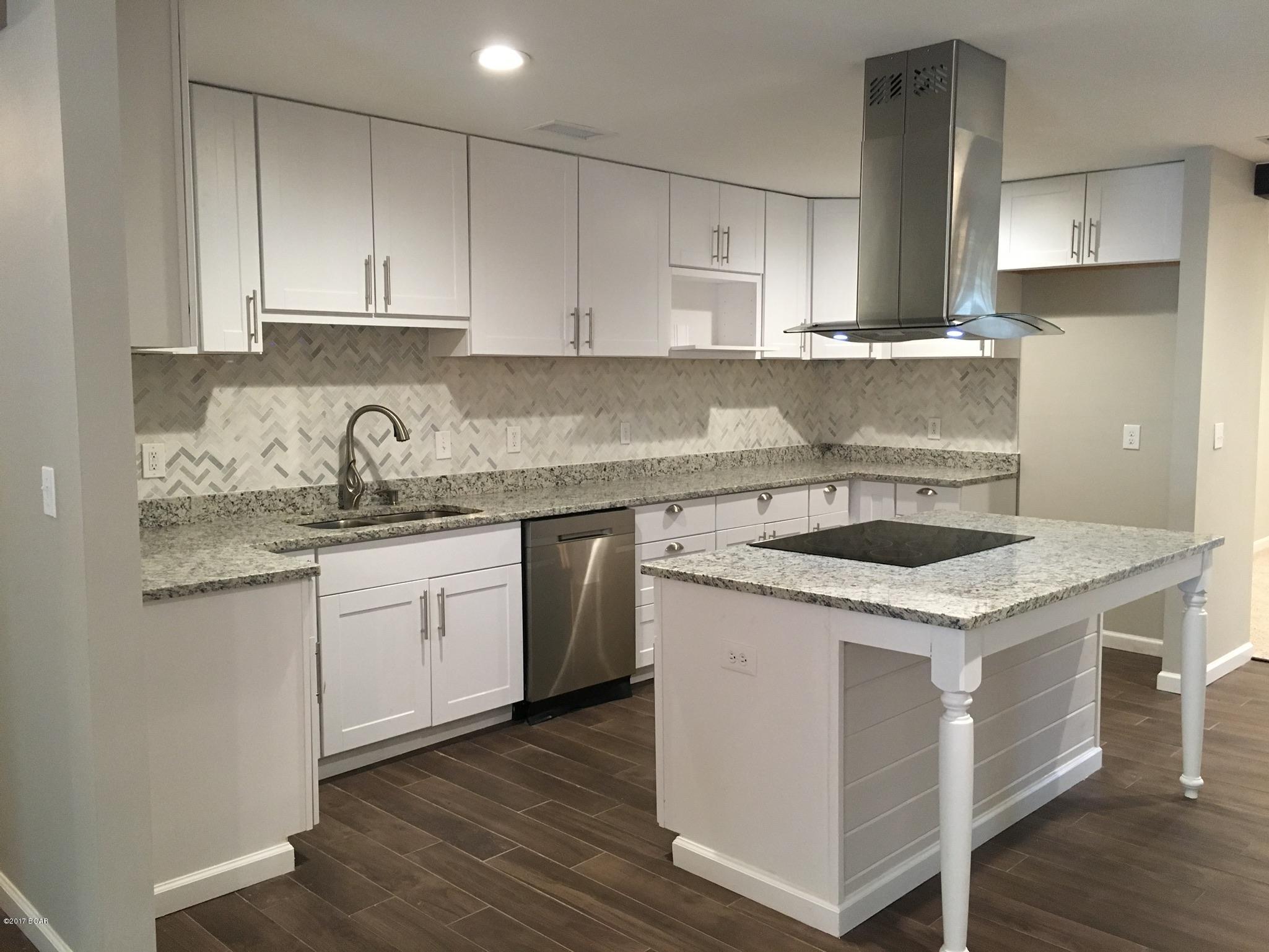 Bay Park Manor Replat - Residential