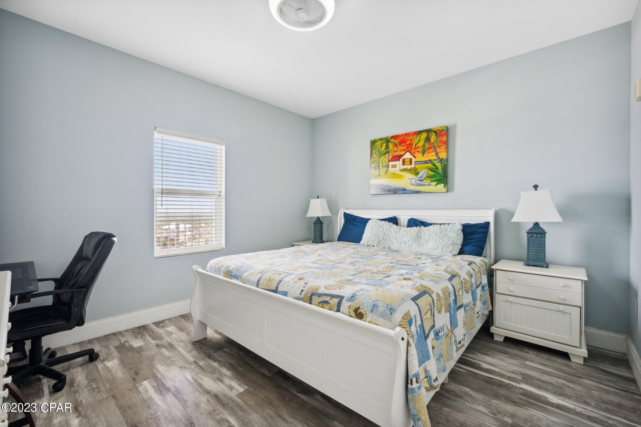 Laketown Wharf - Residential