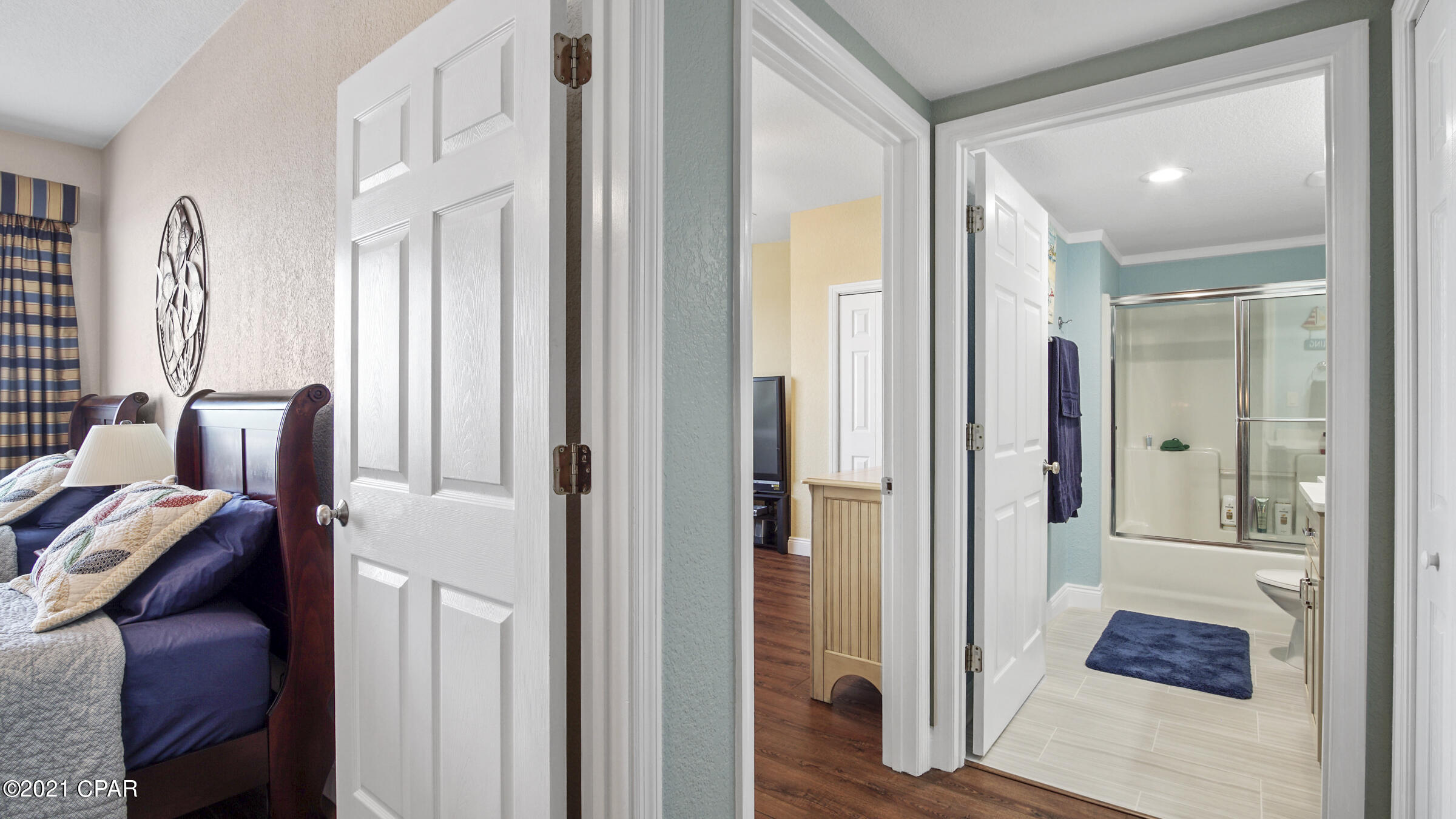 Hibiscus By The Bay - Residential