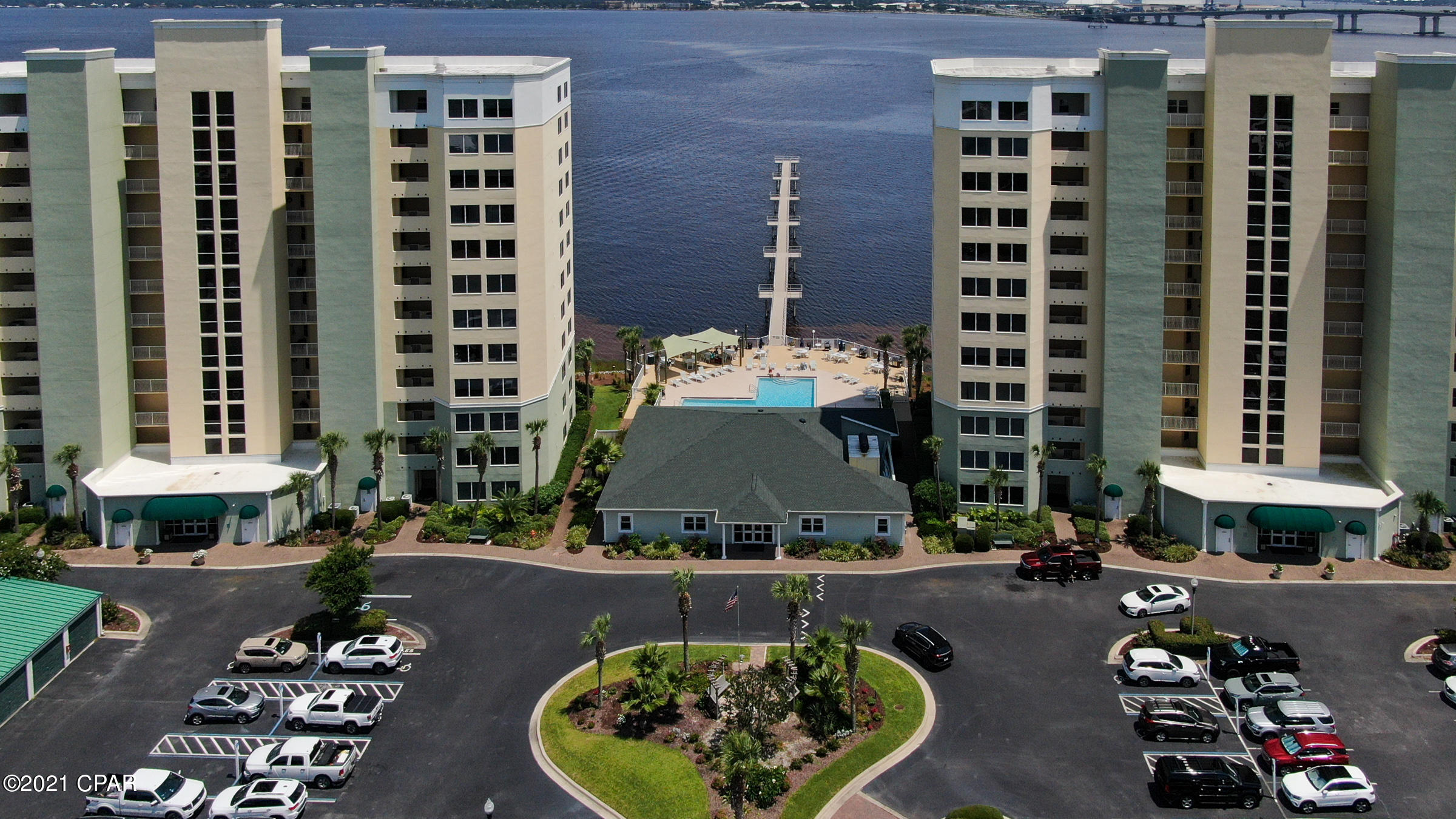 Hibiscus By The Bay - Residential