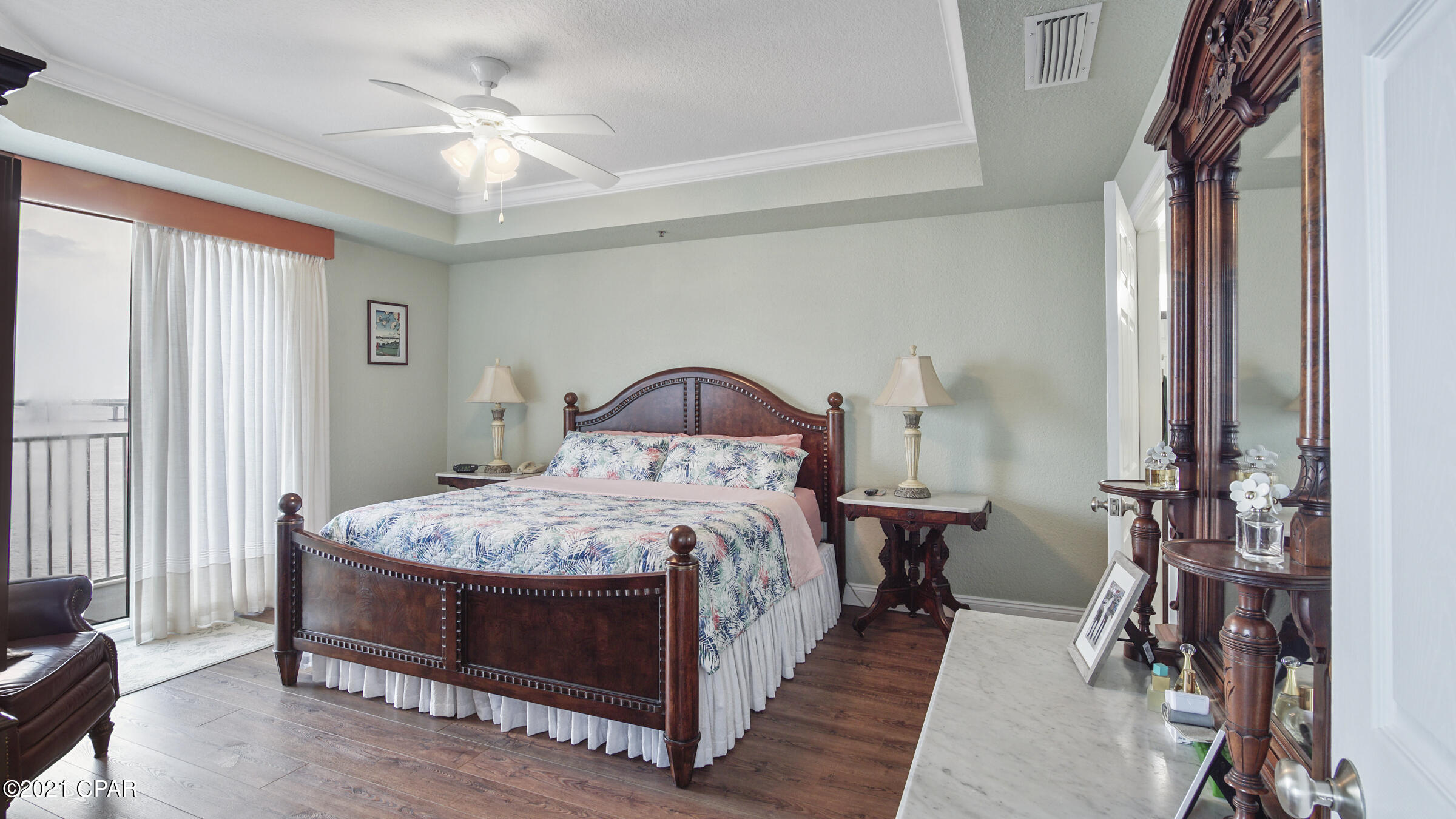 Hibiscus By The Bay - Residential