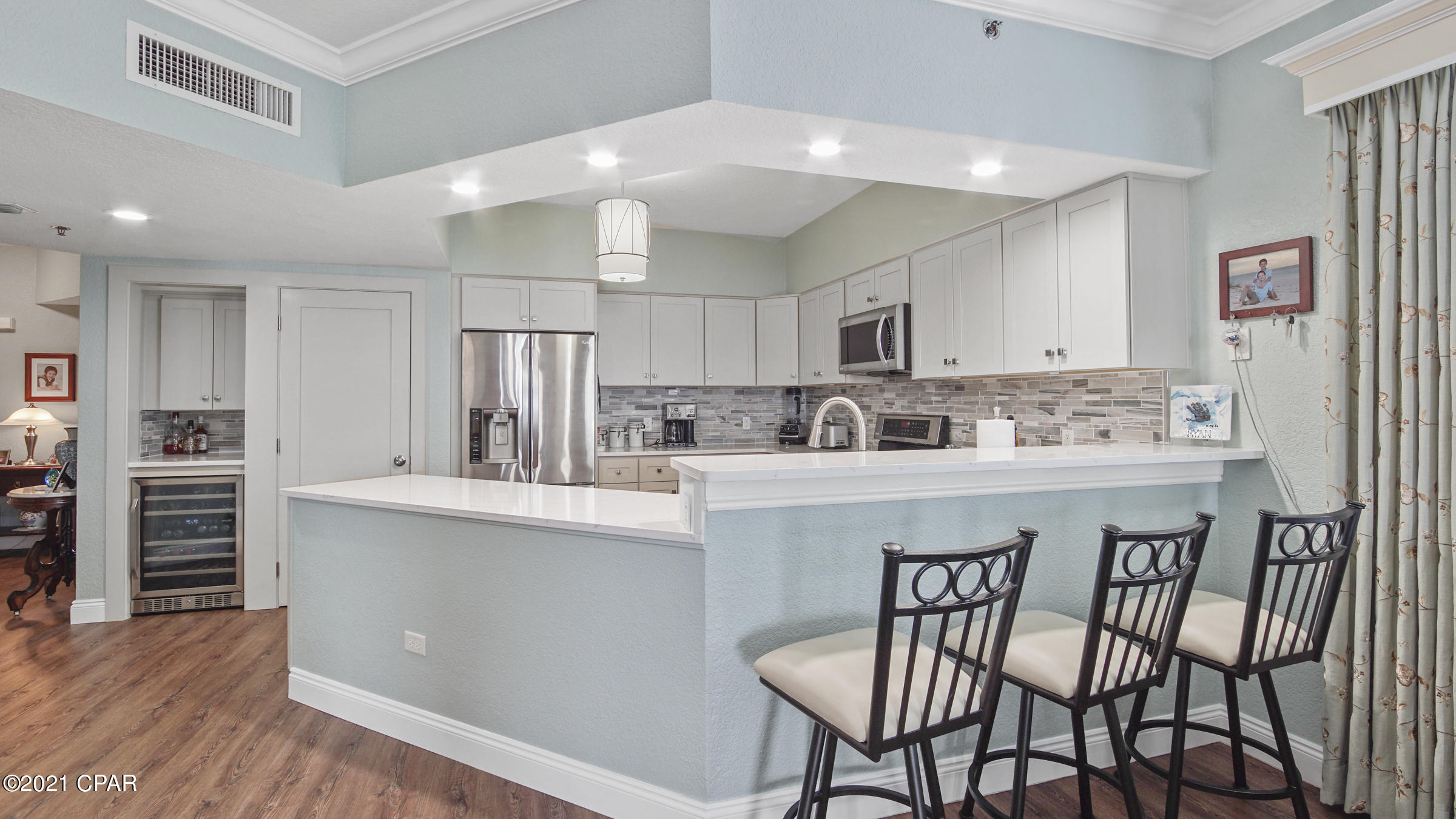 Hibiscus By The Bay - Residential