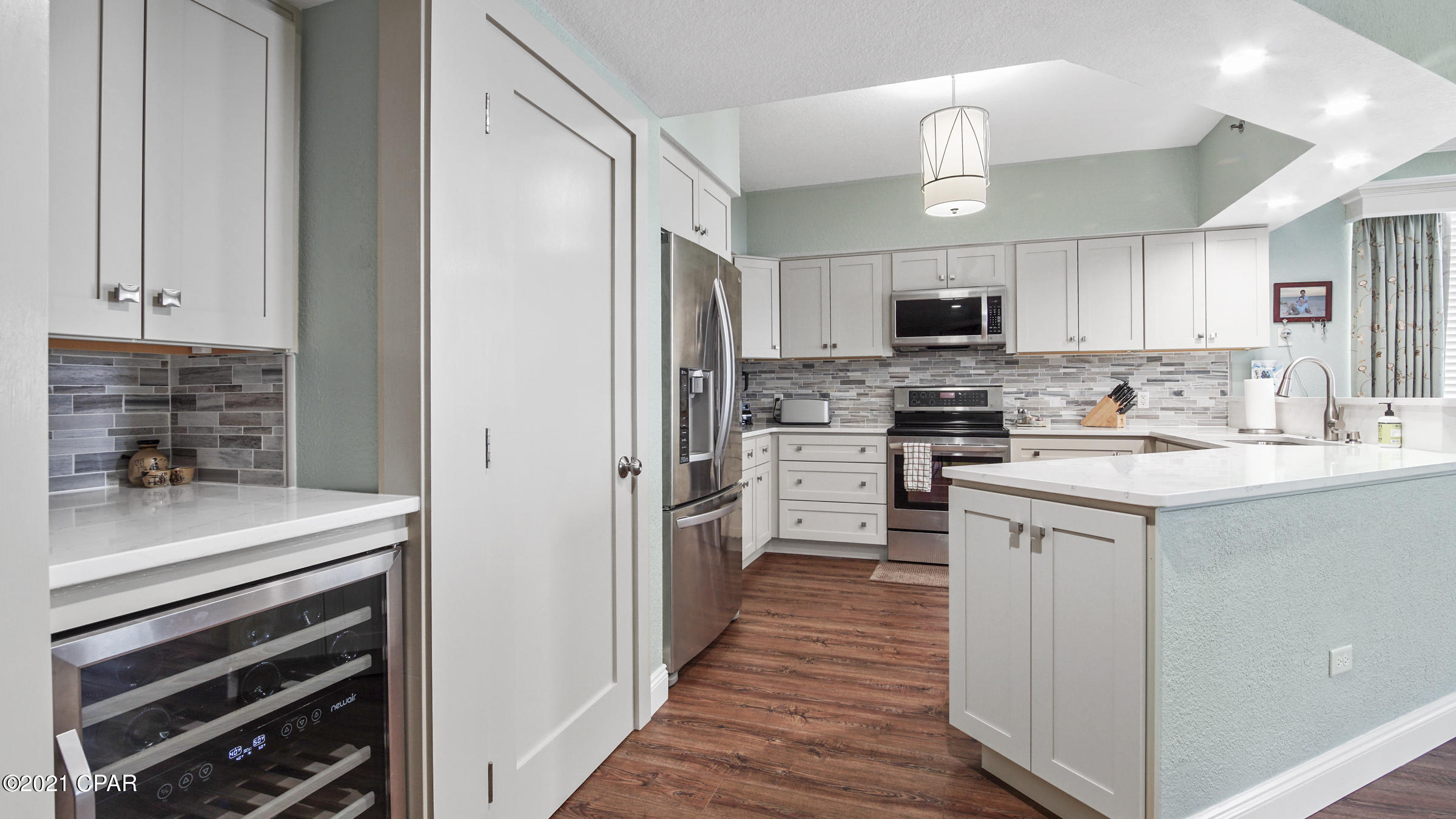 Hibiscus By The Bay - Residential