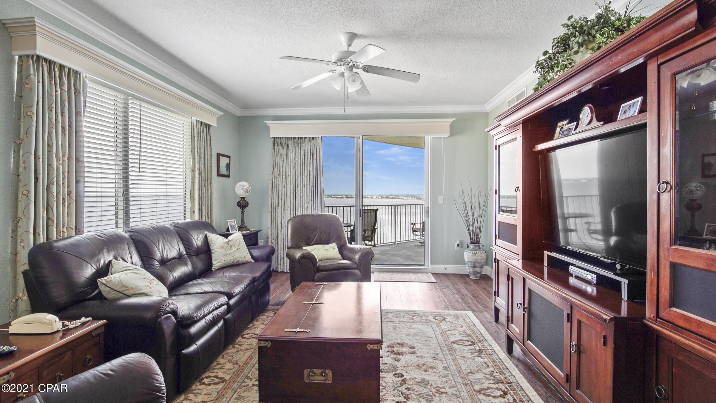 Hibiscus By The Bay - Residential