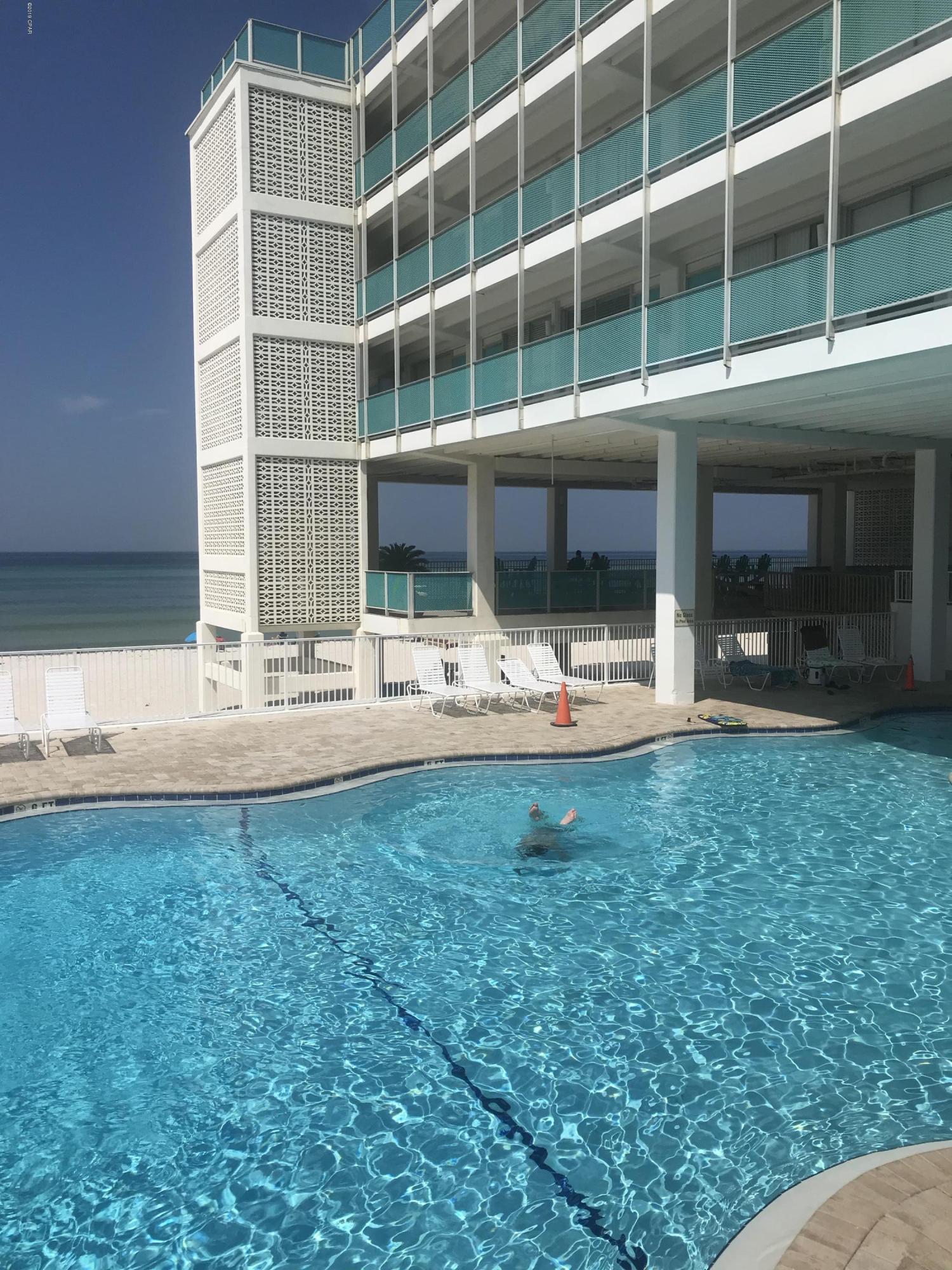 Fontainebleau Terrace - Residential