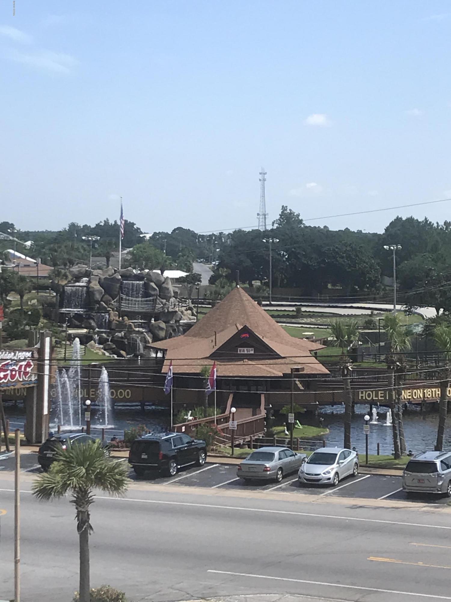 Fontainebleau Terrace - Residential