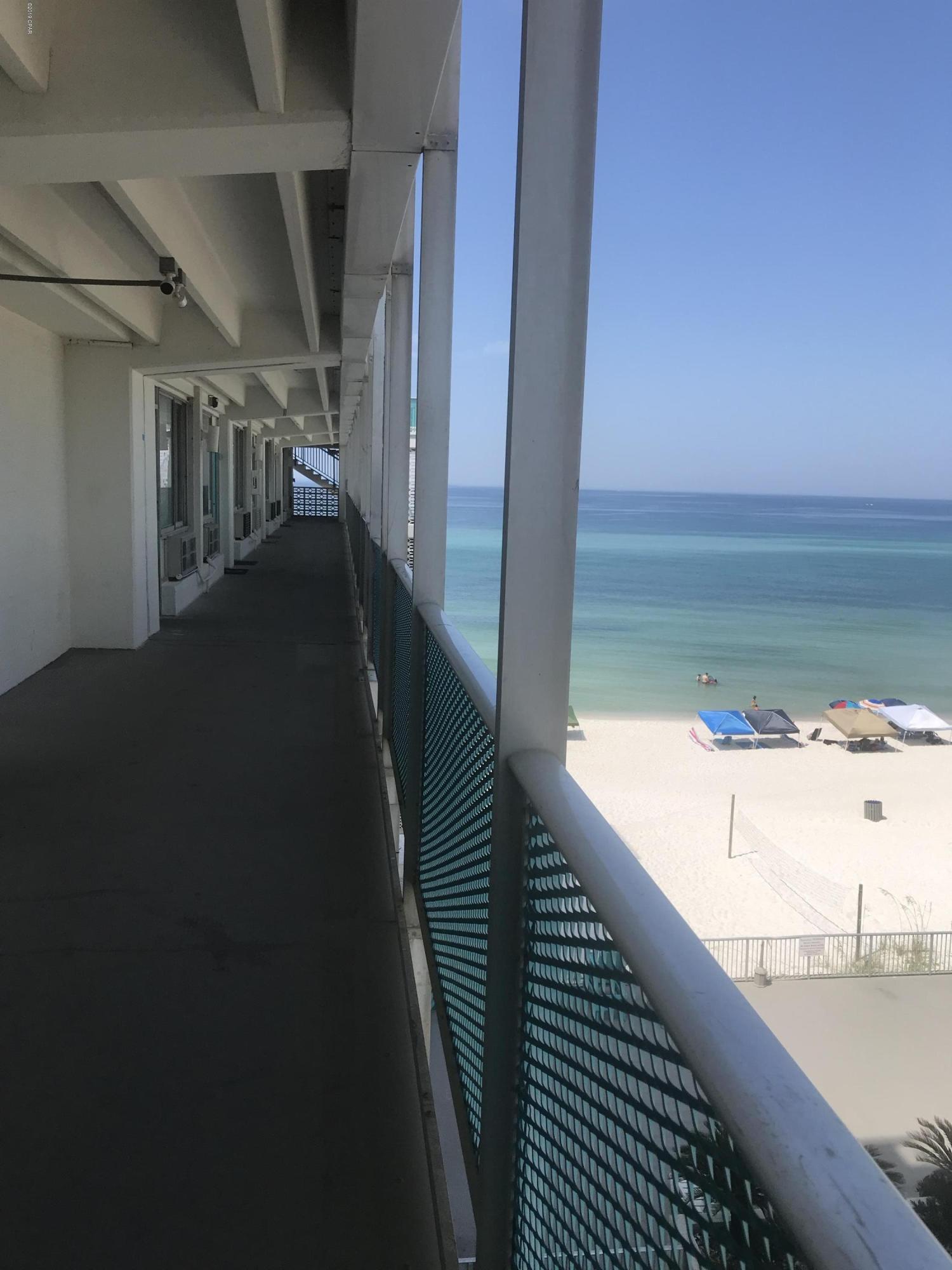 Fontainebleau Terrace - Residential