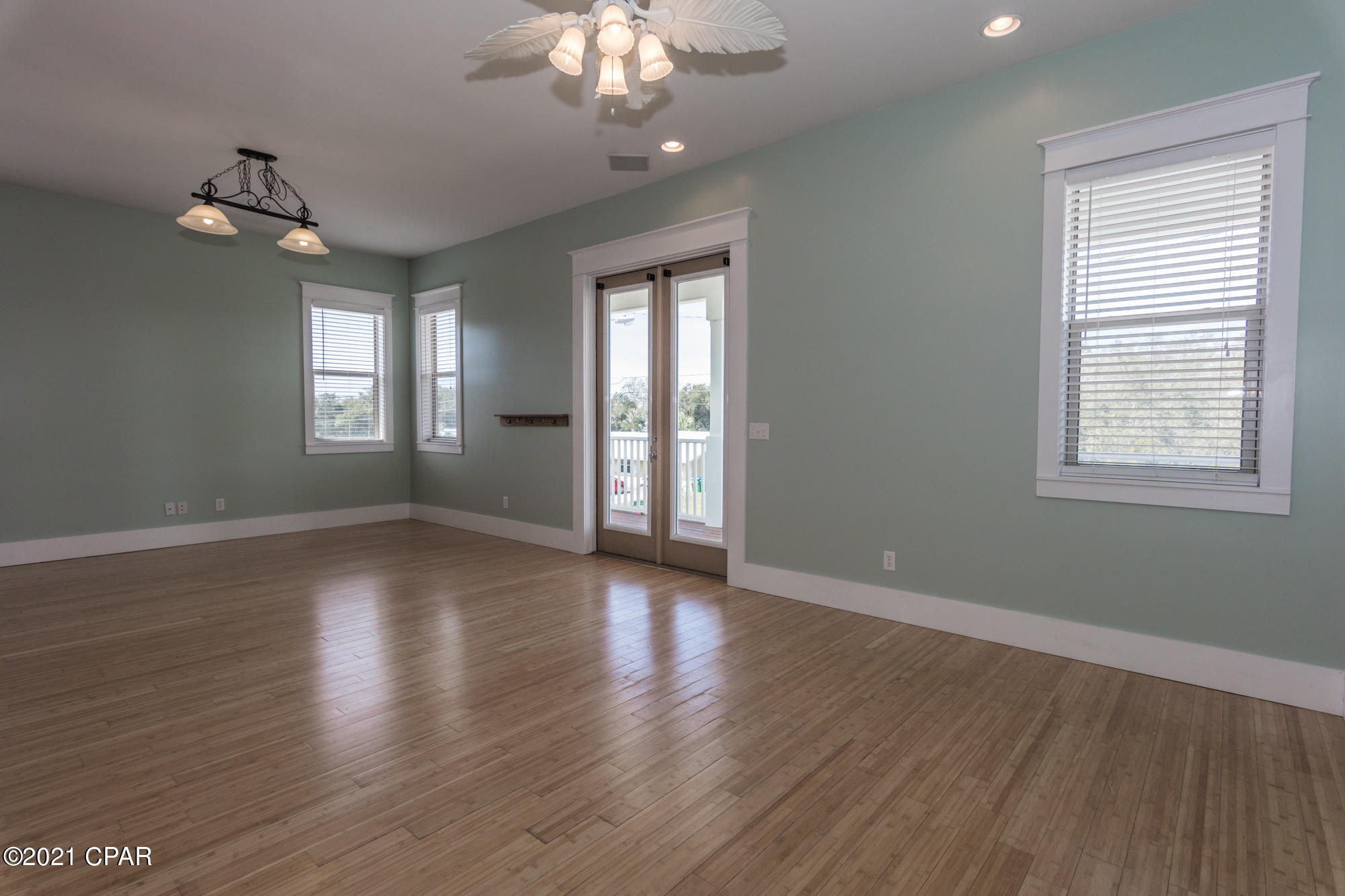 Bid-A-Wee Beach 1st - Residential