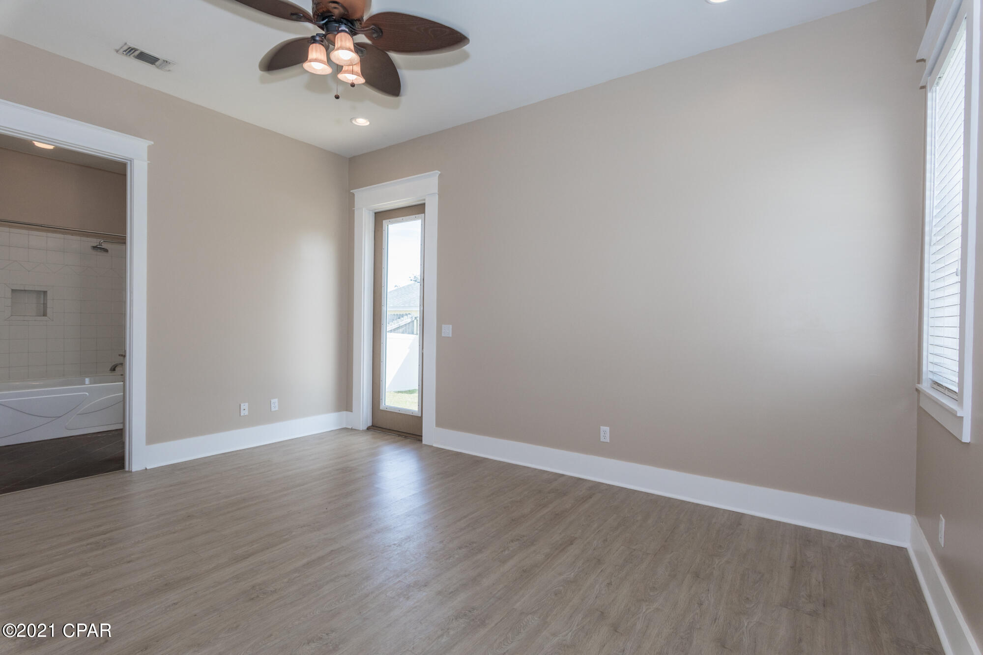 Bid-A-Wee Beach 1st - Residential