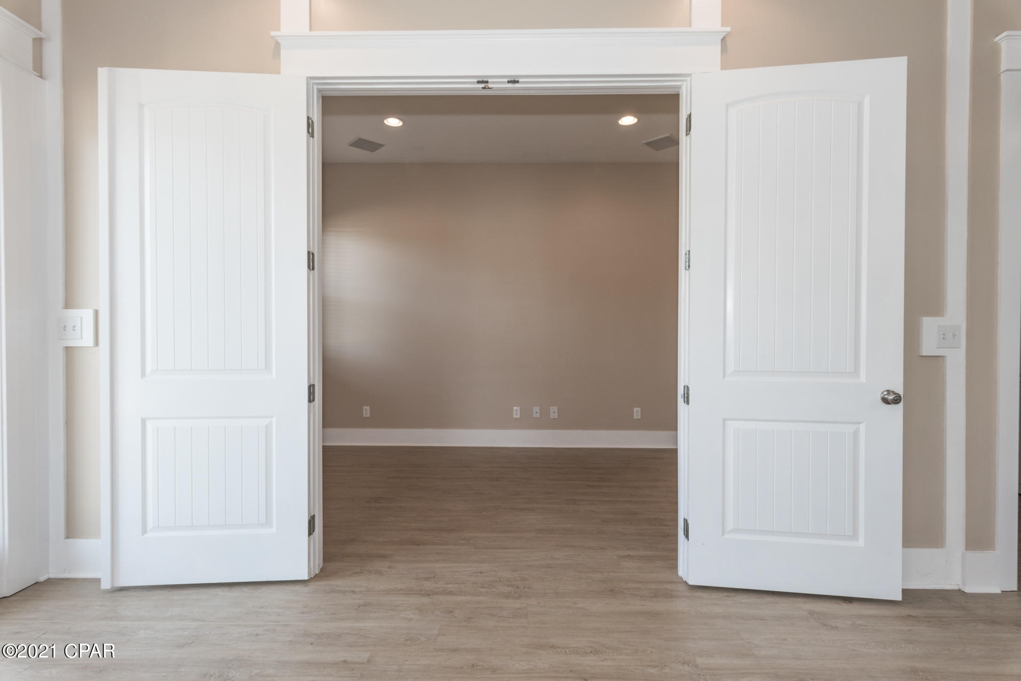 Bid-A-Wee Beach 1st - Residential