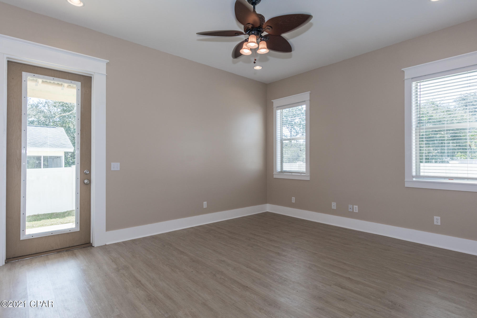 Bid-A-Wee Beach 1st - Residential