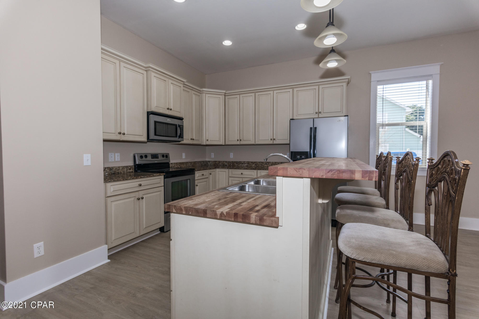 Bid-A-Wee Beach 1st - Residential