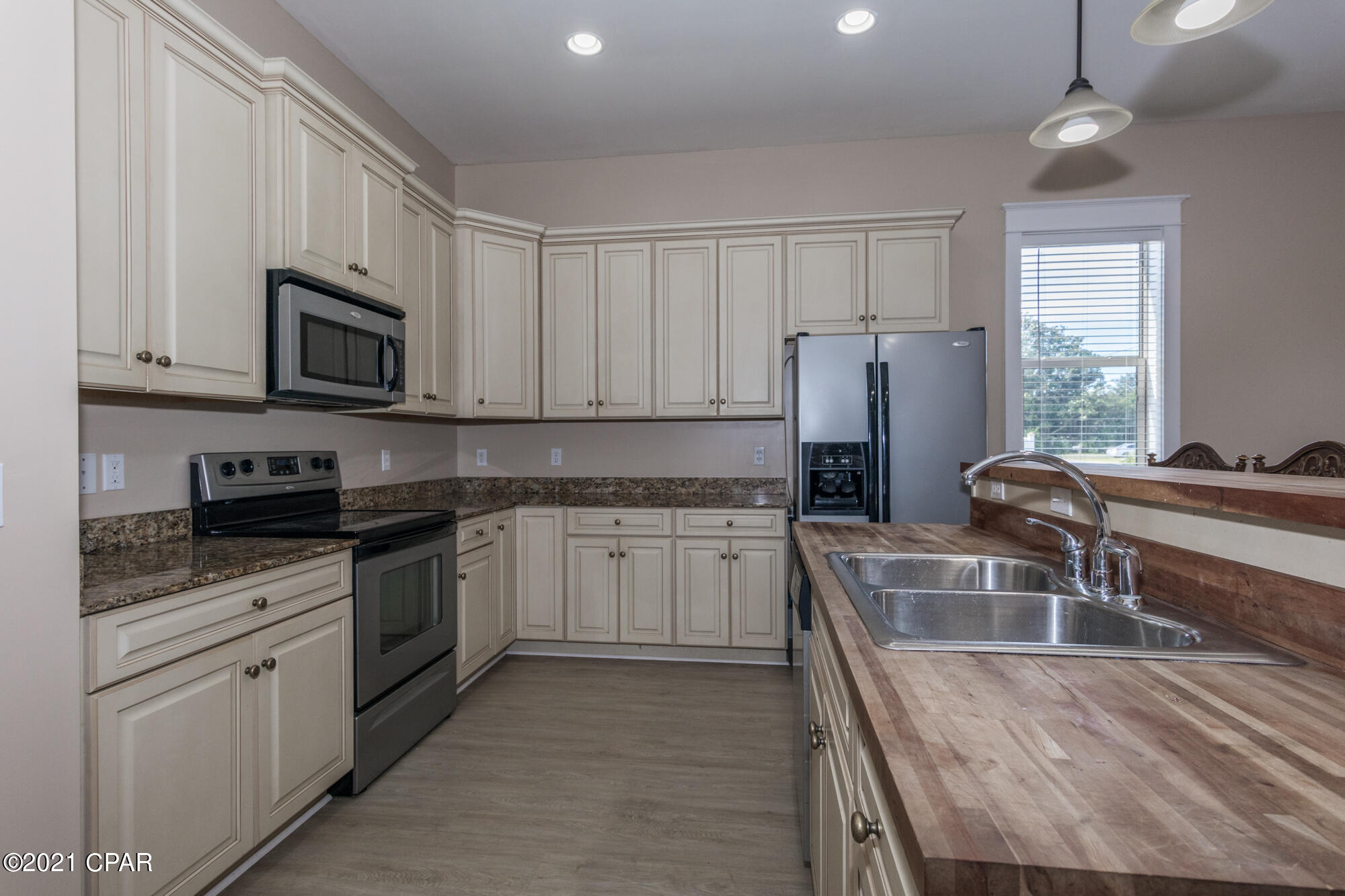 Bid-A-Wee Beach 1st - Residential