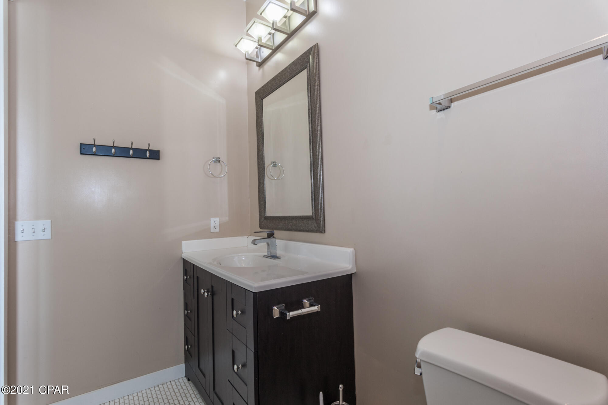 Bid-A-Wee Beach 1st - Residential