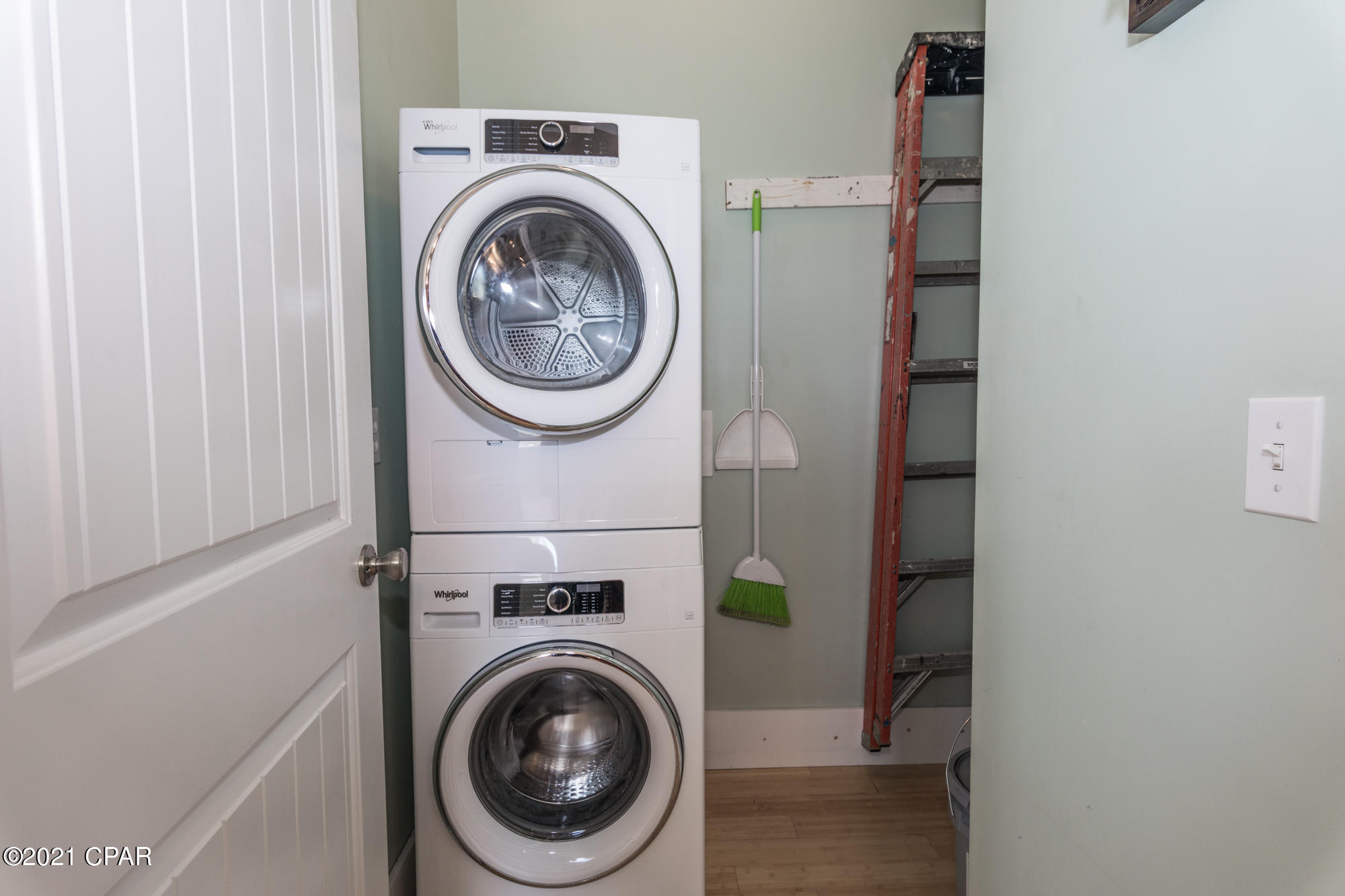 Bid-A-Wee Beach 1st - Residential