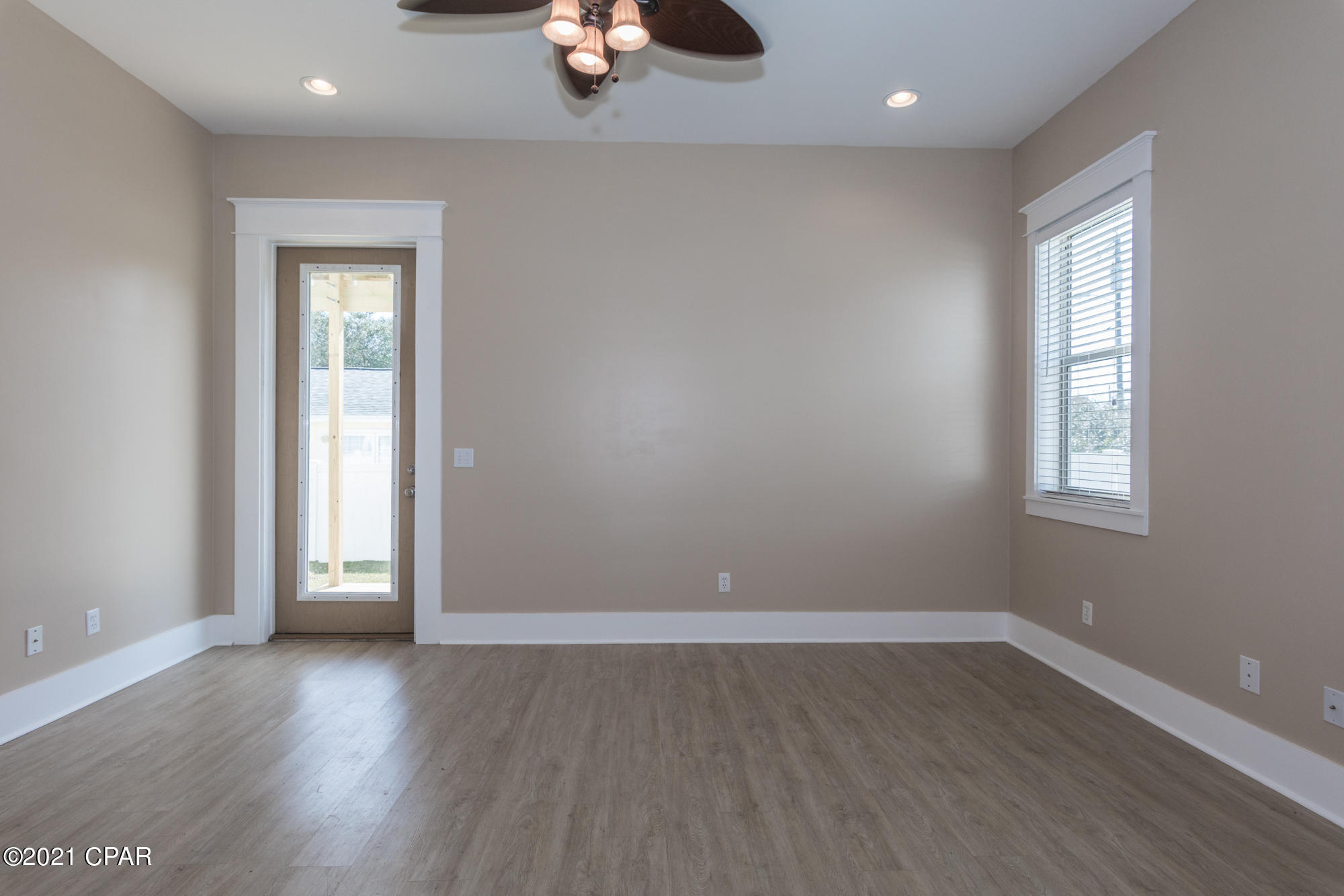 Bid-A-Wee Beach 1st - Residential