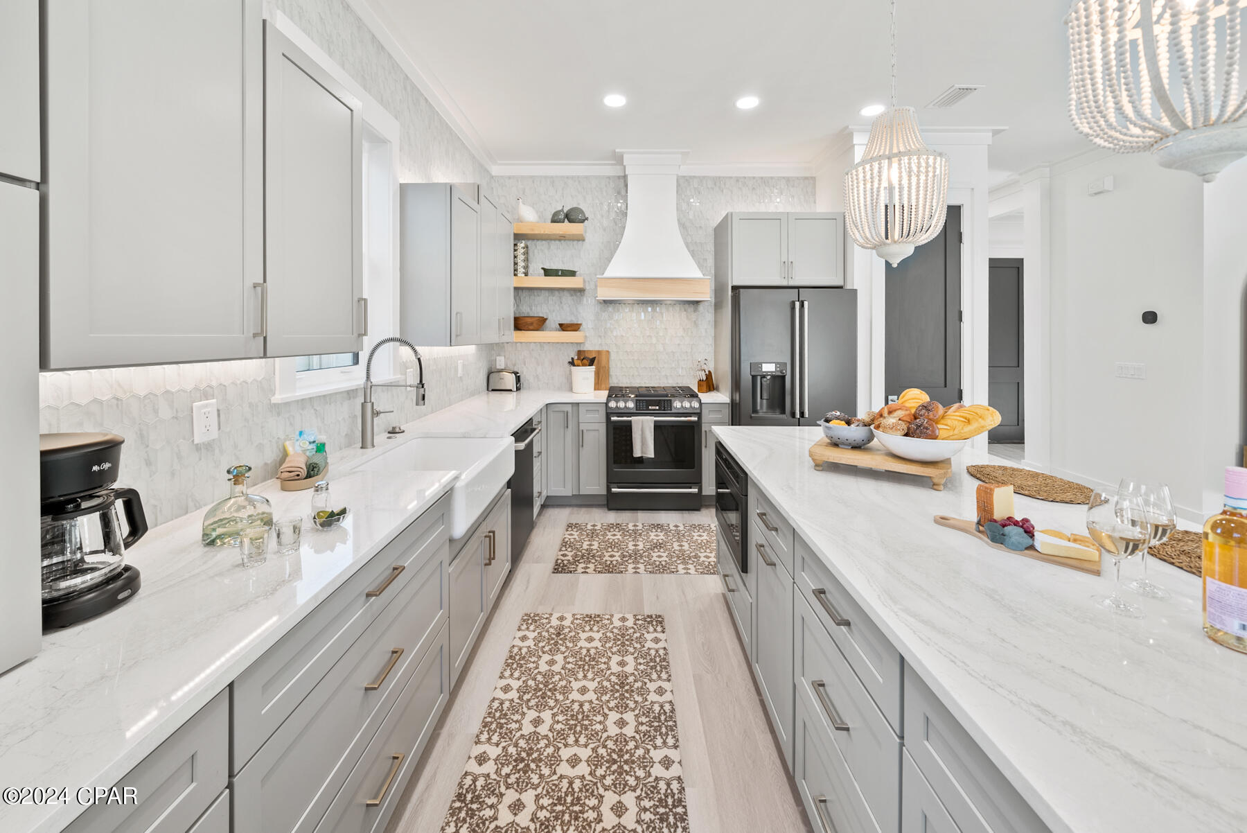 Laguna Beach Estates 9th Add - Residential