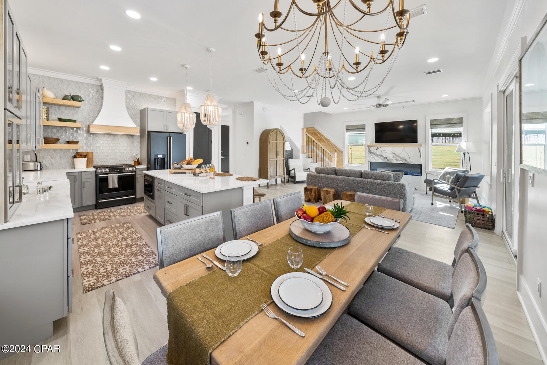 Laguna Beach Estates 9th Add - Residential