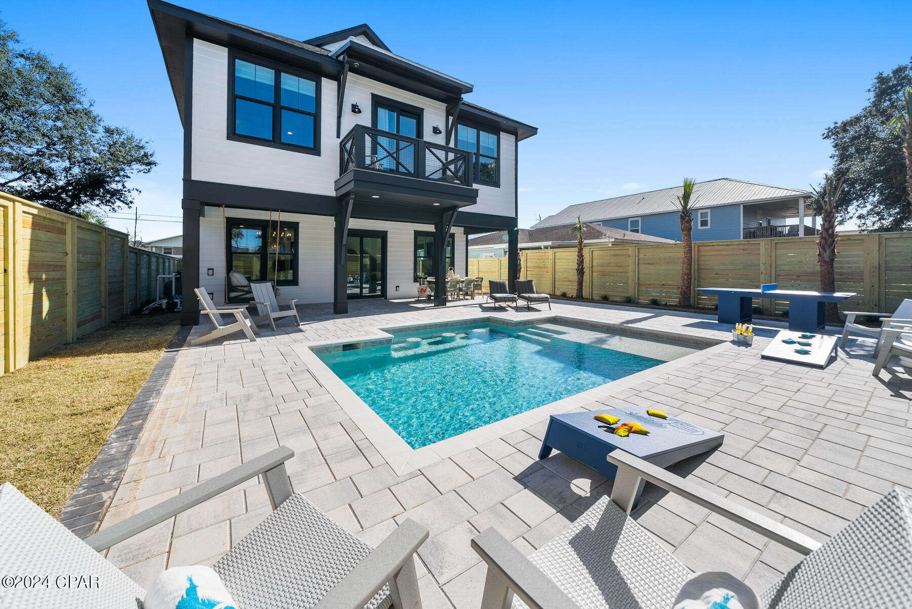 Laguna Beach Estates 9th Add - Residential