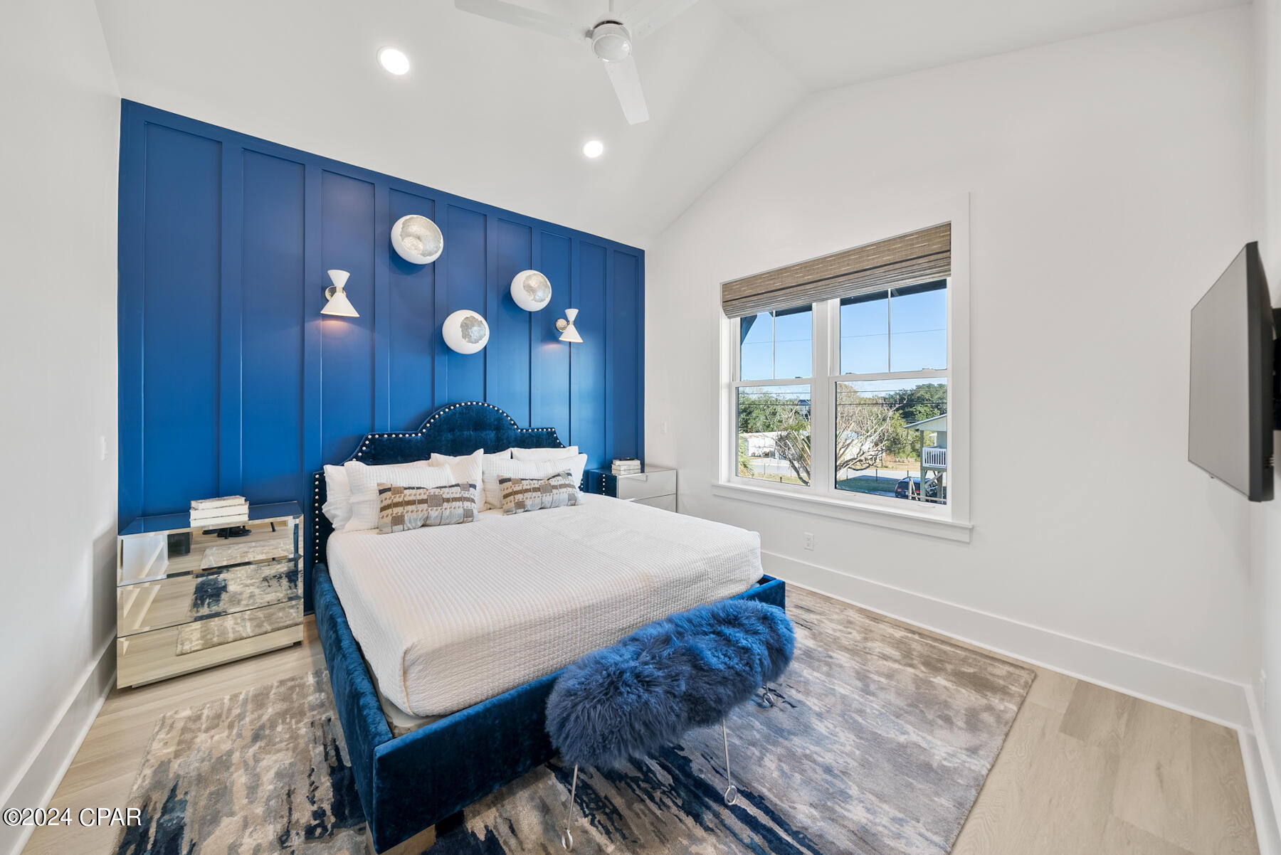 Laguna Beach Estates 9th Add - Residential