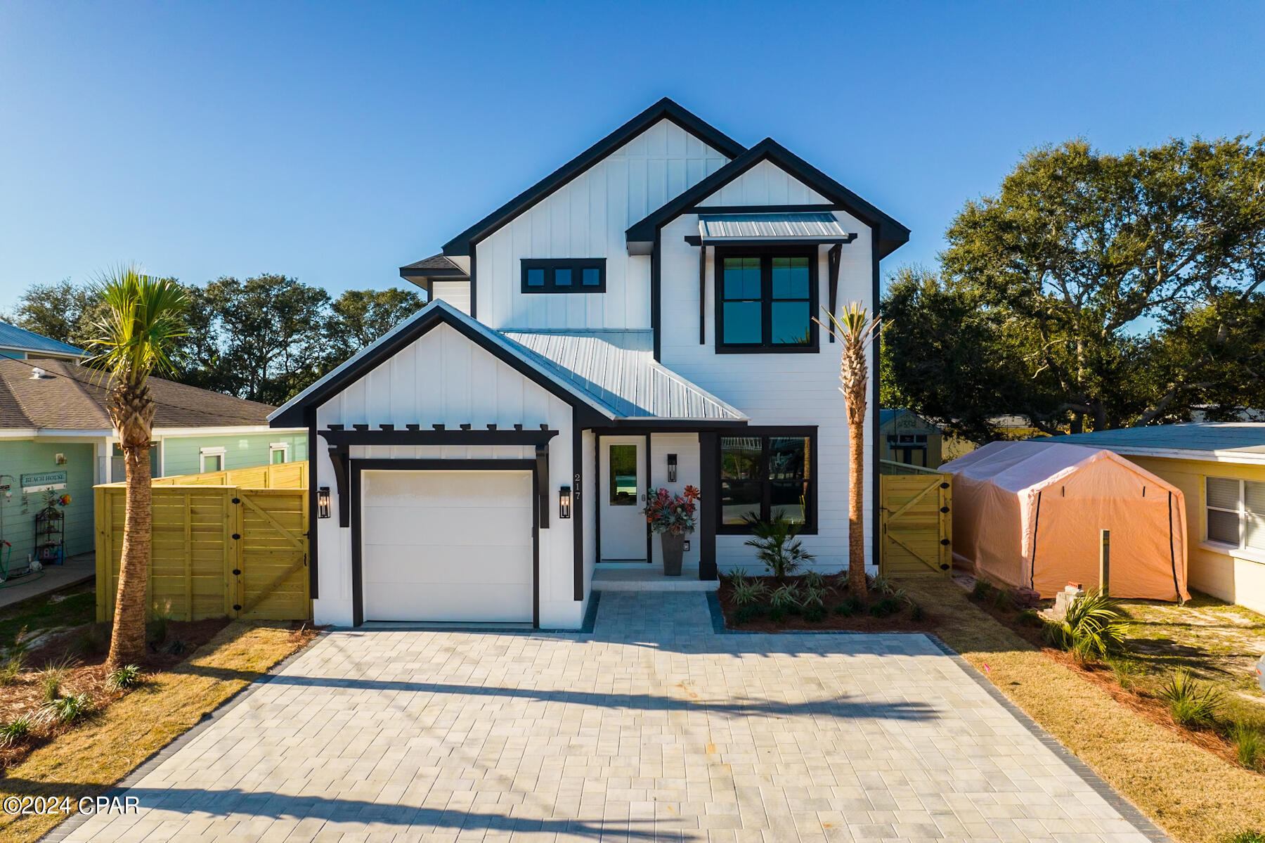 Laguna Beach Estates 9th Add - Residential