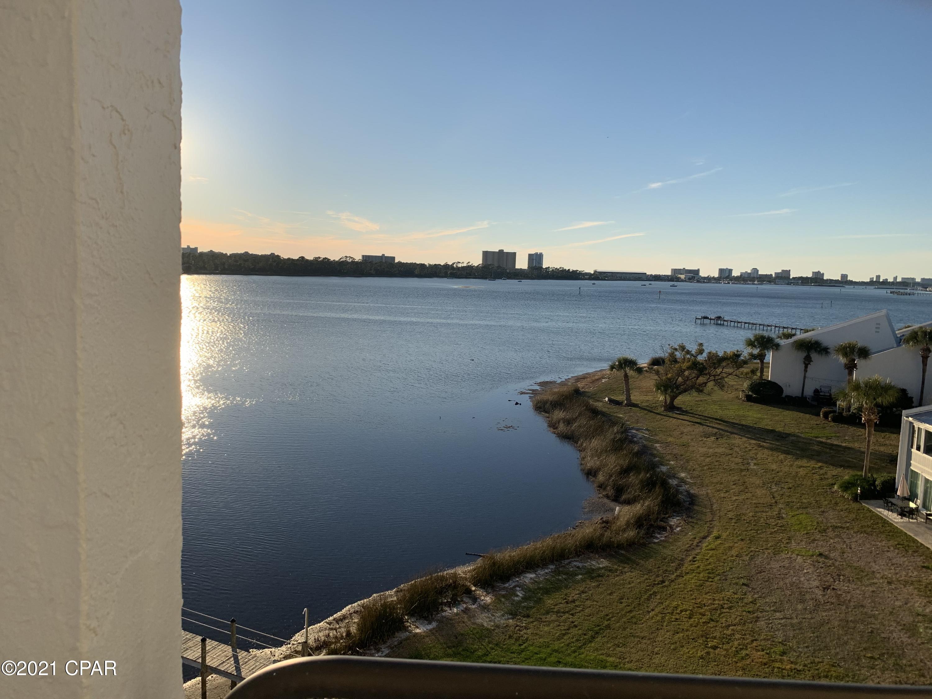 Lagoon Towers Phase I - Residential