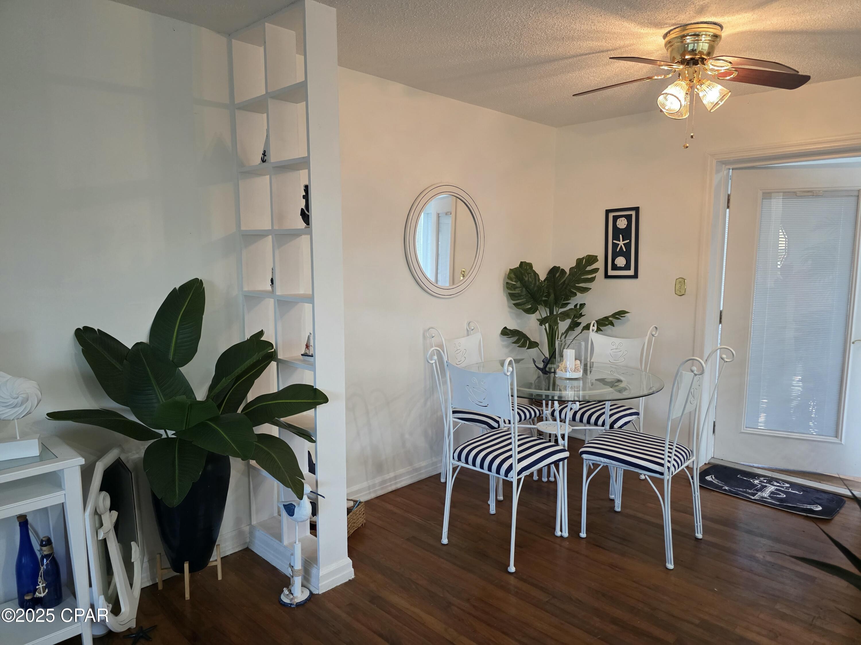 Cove Terrace 3rd Add - Residential