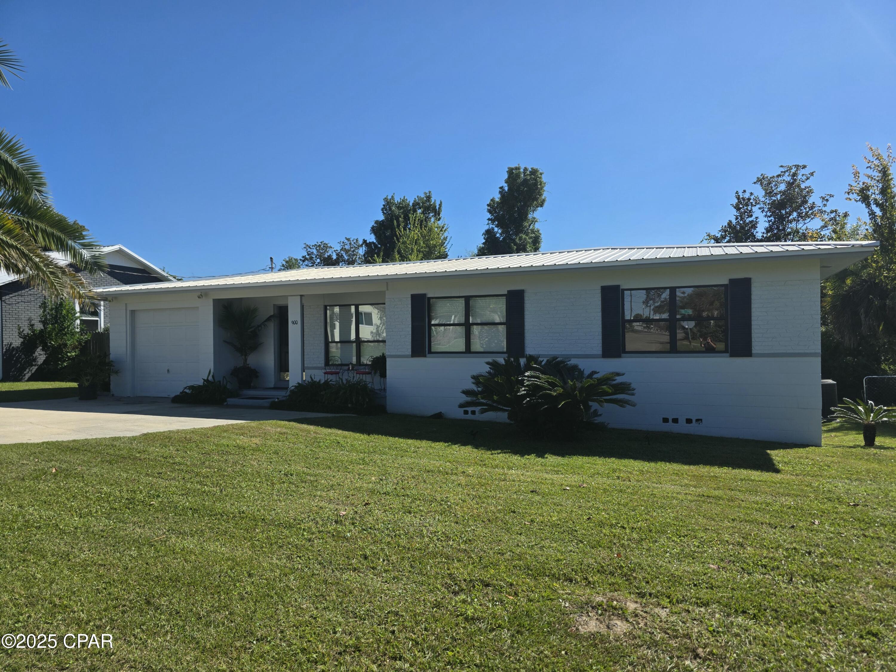 Cove Terrace 3rd Add - Residential